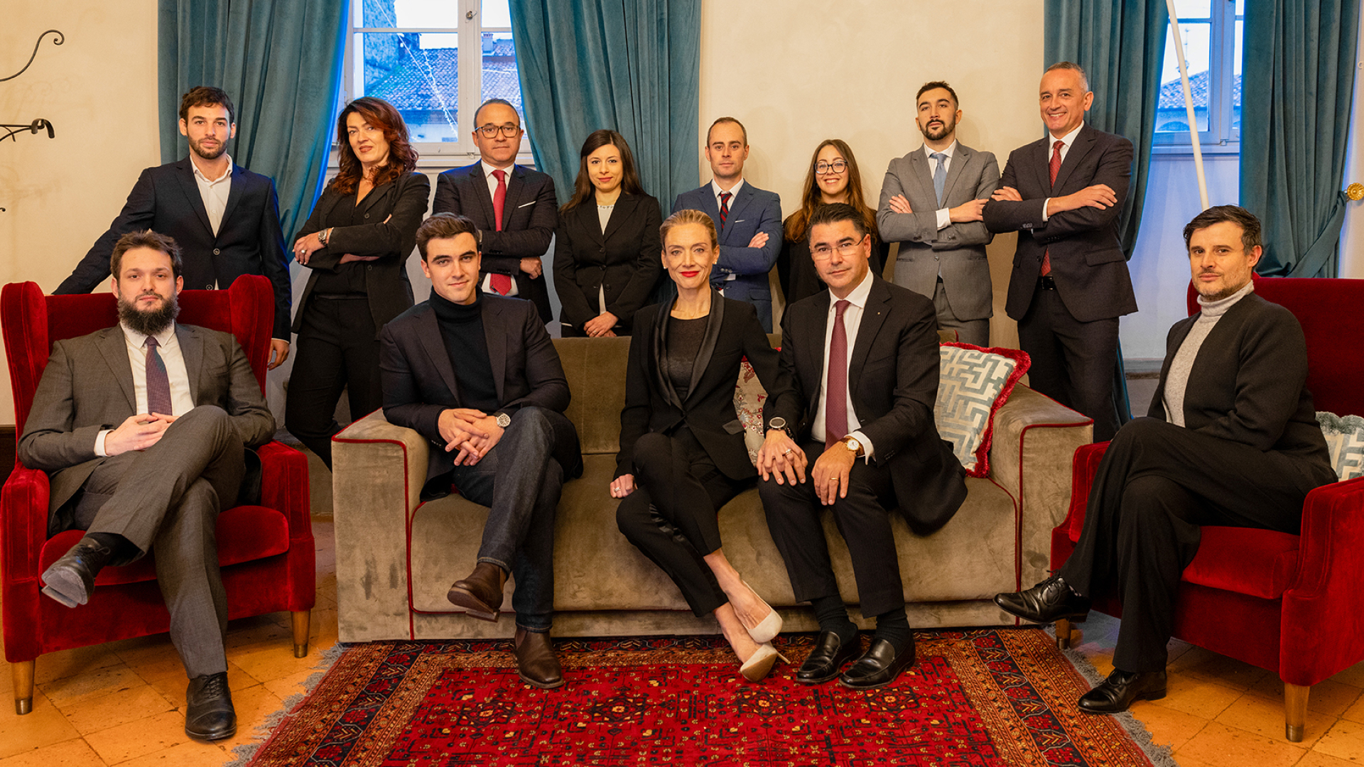 ROMOLINI IMMOBILIARE - CHRISTIE'S  INTERNATIONALE AGENTUR, DIE AUF DEN VERKAUF VON LUXUSIMMOBILIEN SPEZIALISIERT IST