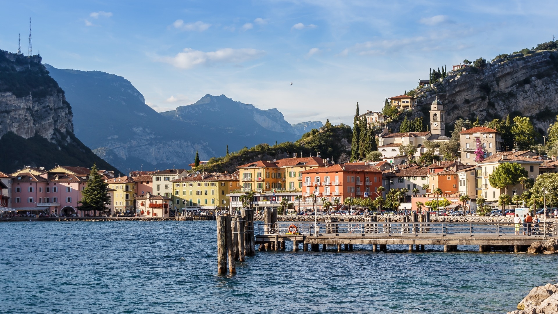 GARDASEE - VILLEN MIT SEEBLICK ZU VERKAUFEN IN ITALIEN