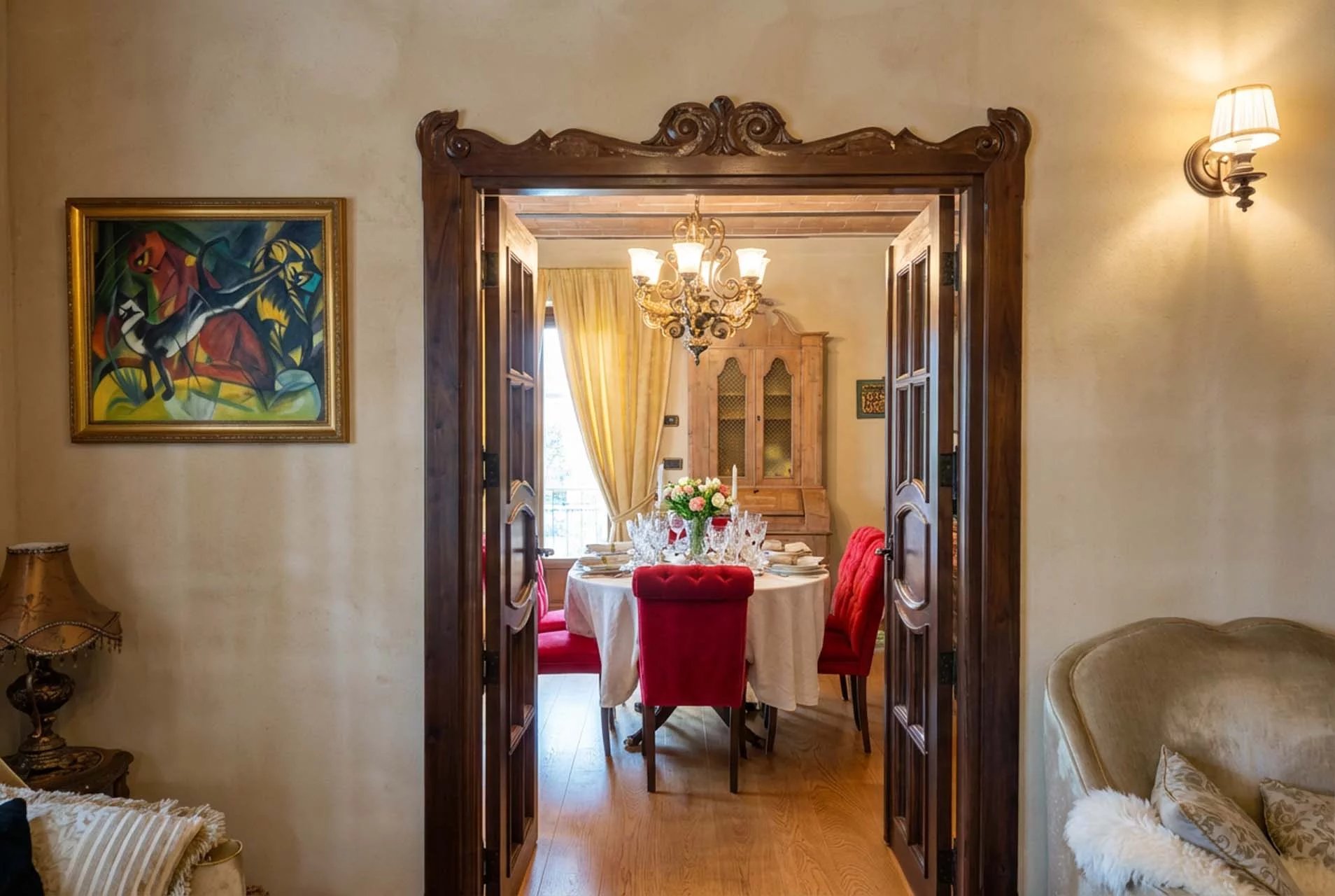 Elegante Innenräume und Räume für das Wohlbefinden