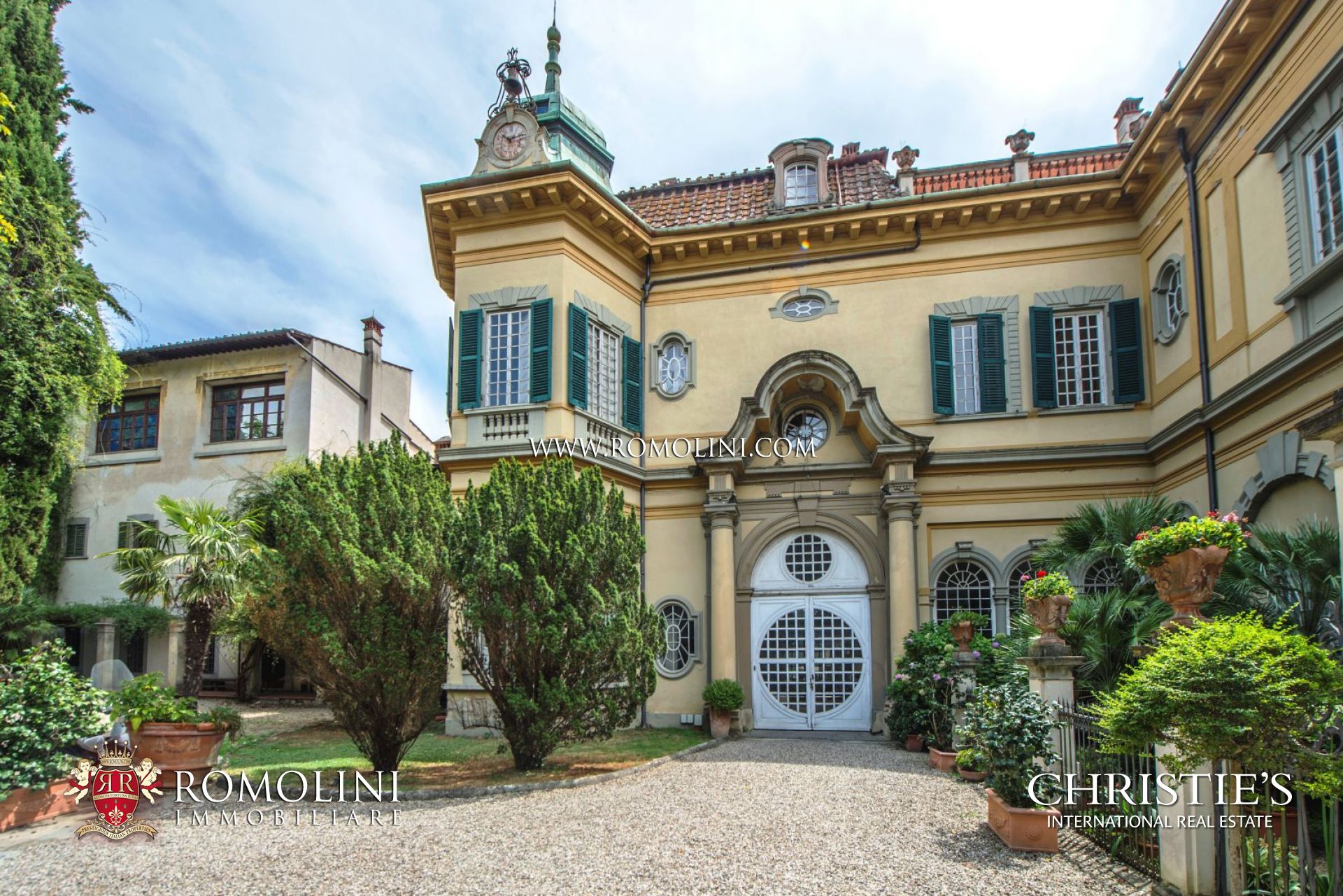 LUXUSVILLEN IN FIESOLE ZU VERKAUFEN - HISTORISCHE IMMOBILIEN MIT BLICK AUF FLORENZ