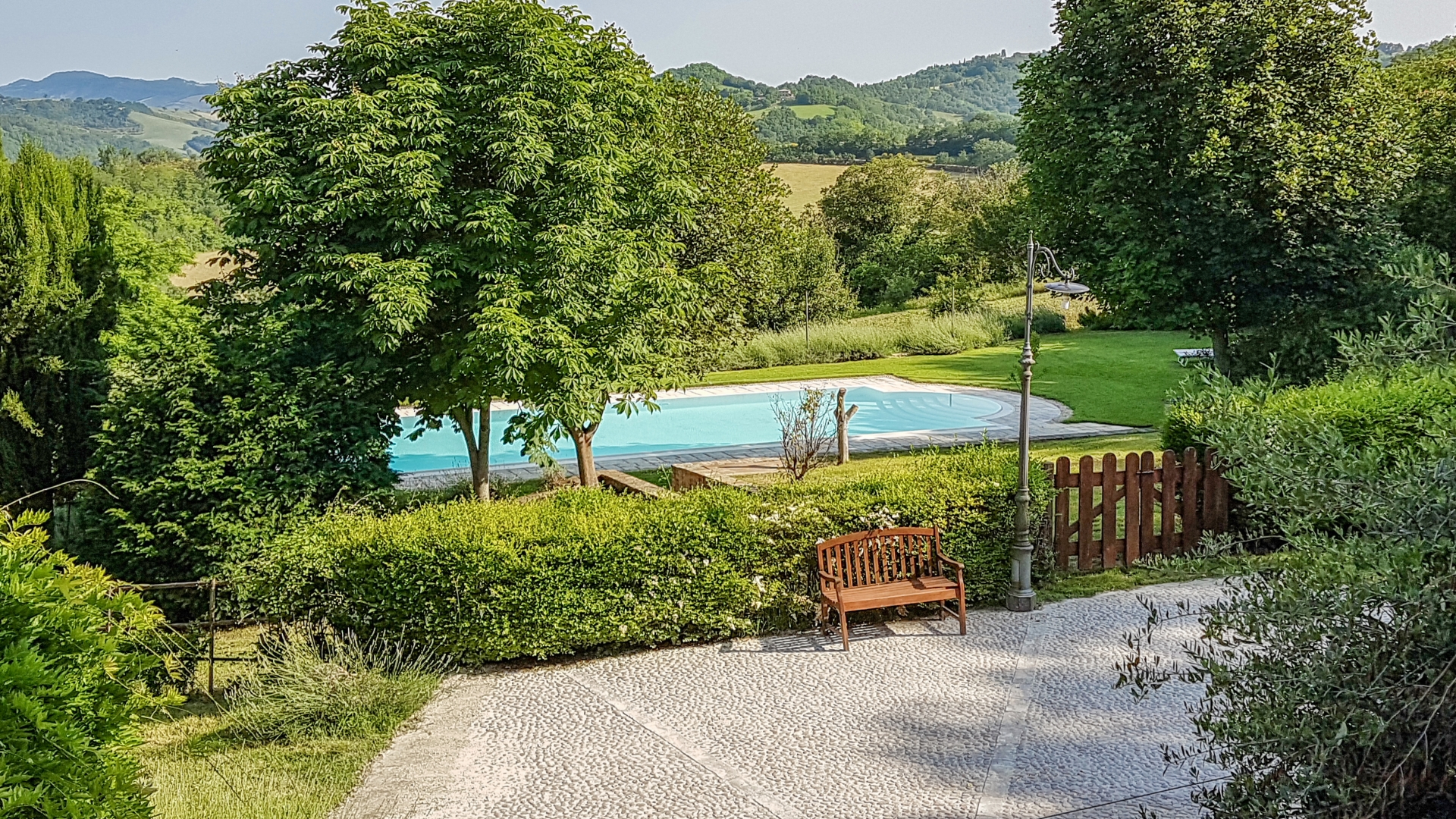 VILLEN UND BAUERNHÄUSER ZU VERKAUFEN IN SAN COSTANZO, ADRIATISCHE KÜSTE, MARCHE