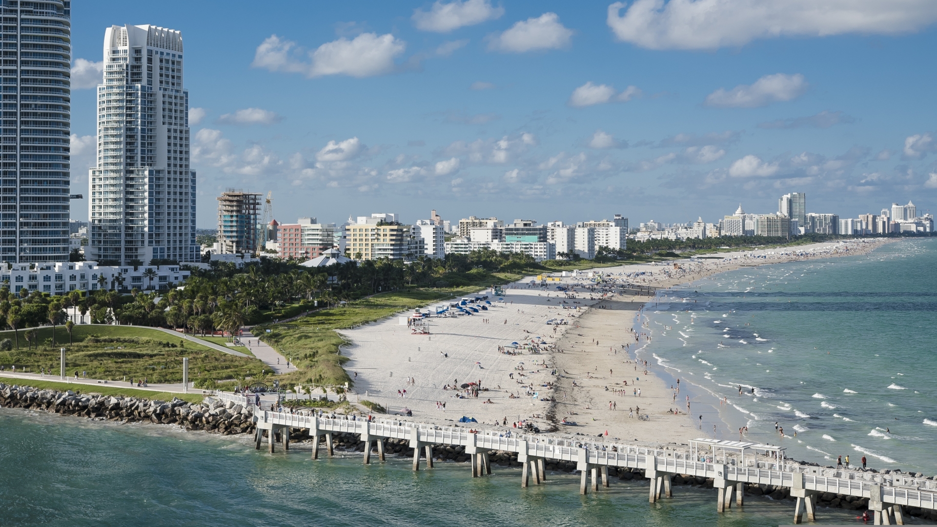 LUXUSWOHNUNGEN UND VILLEN AM MEER IN MIAMI BEACH, FLORIDA, ZU VERKAUFEN