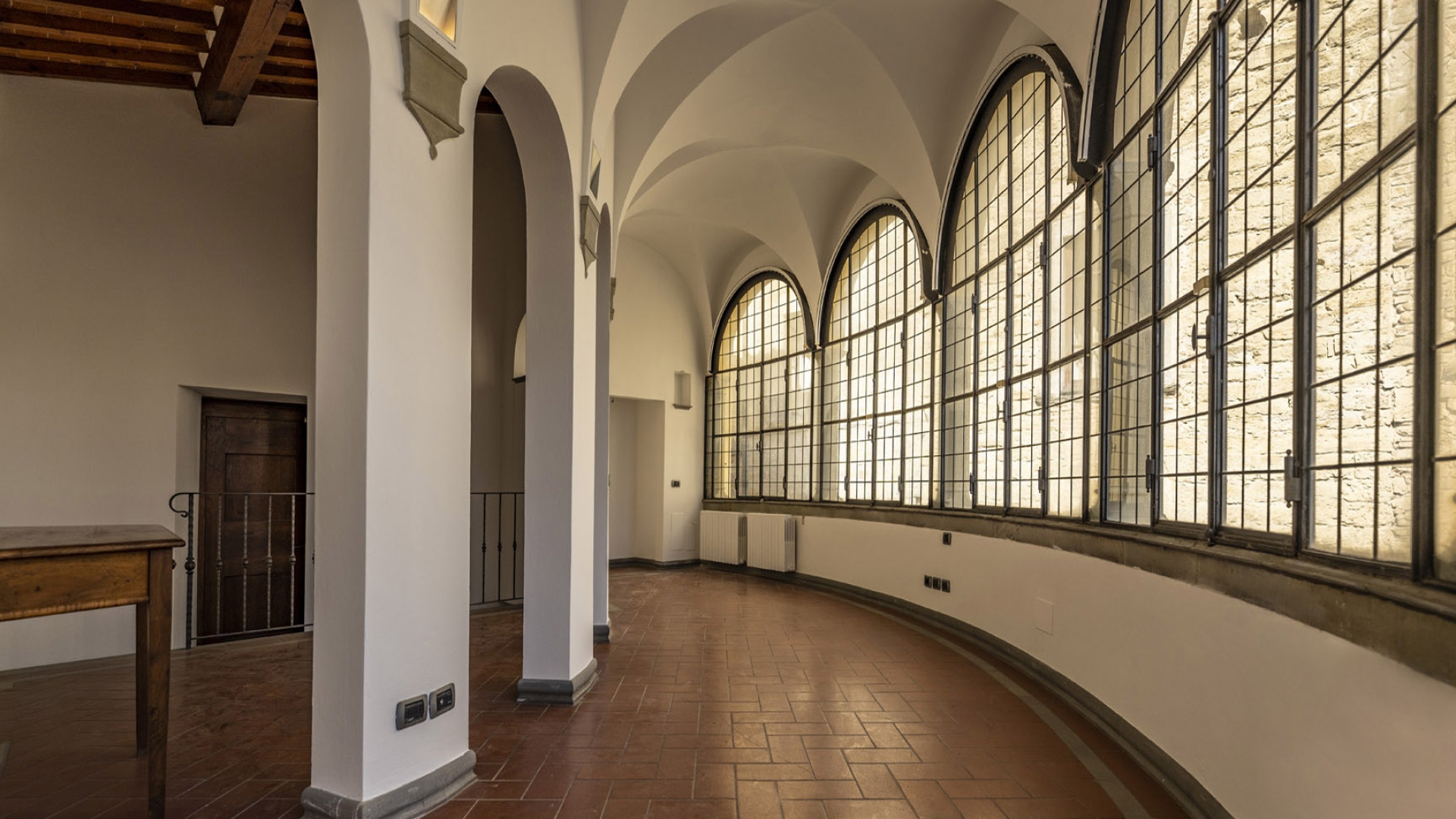 EXKLUSIVE WOHNUNGEN IN AREZZO ZU VERKAUFEN - WEINGUT UM AREZZO ZU VERKAUFEN