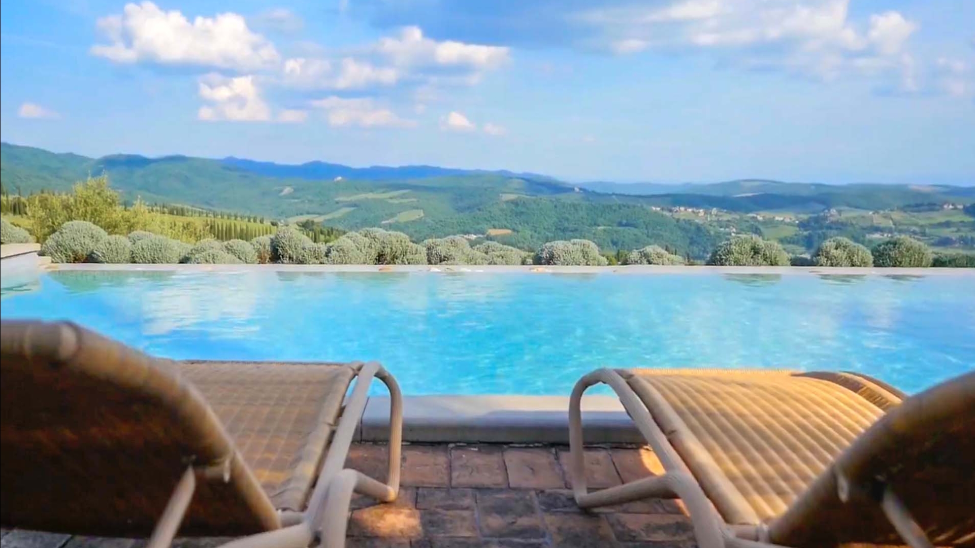 LANDHÄUSER IN DER SIENA ZU VERKAUFEN, CHIANTI, VAL'ORCIA, CRETE SENESI, VALDELSA, MONTEAMIATA, MONTALCINO