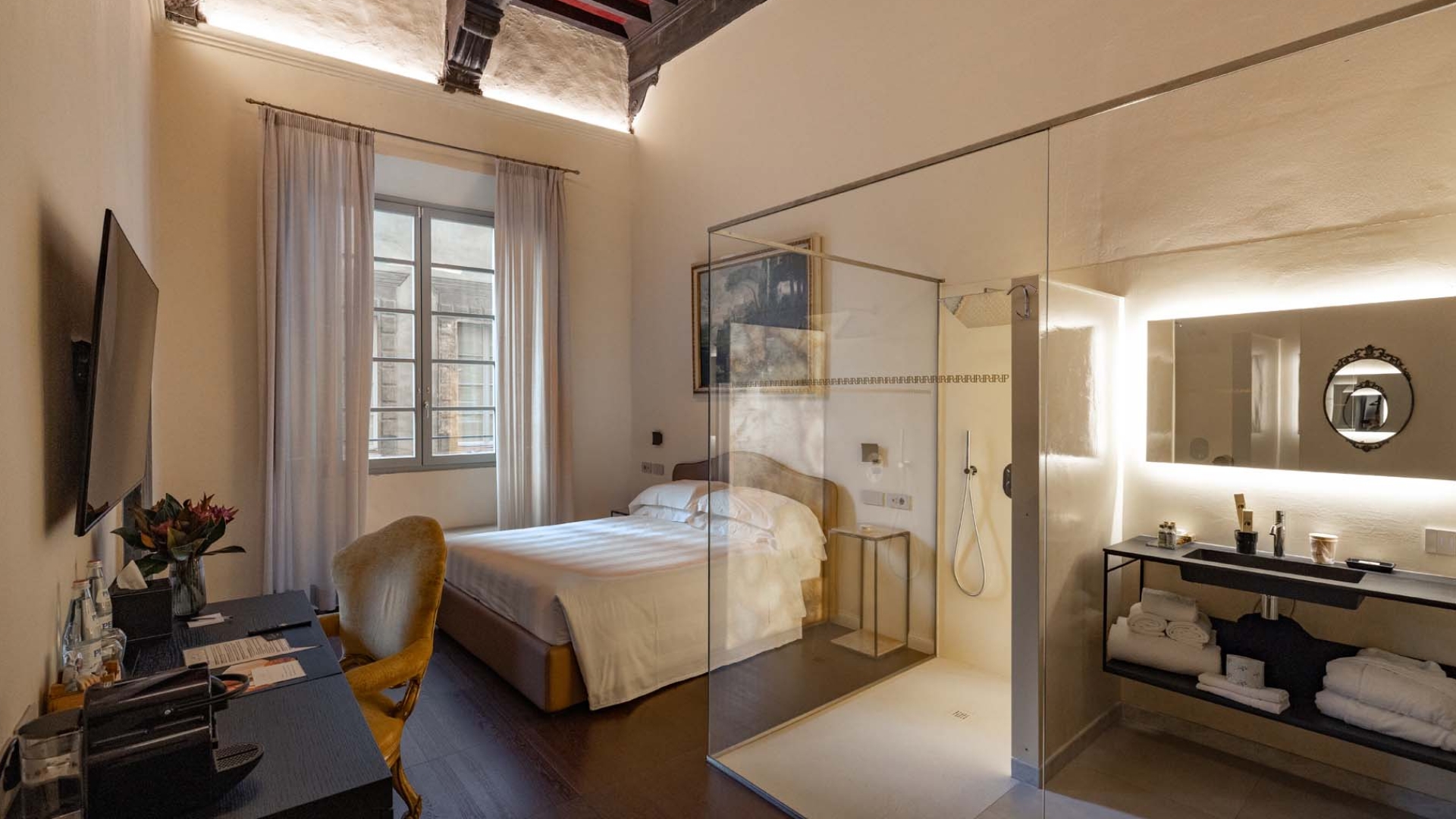 HOTELS ZUM VERKAUF IN SIENA, LUXUSHOTELS UND INVESTITIONSMÖGLICHKEITEN