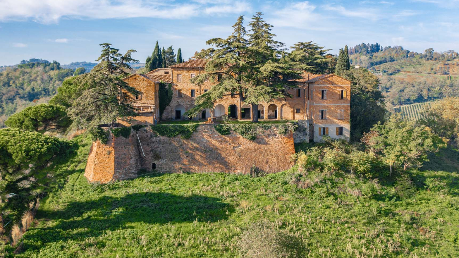 Emilia Romagna, Forlì-Cesena | Luxusvillen, hochwertige Wohnungen, Landh�user und Weing�ter zum Verkauf
