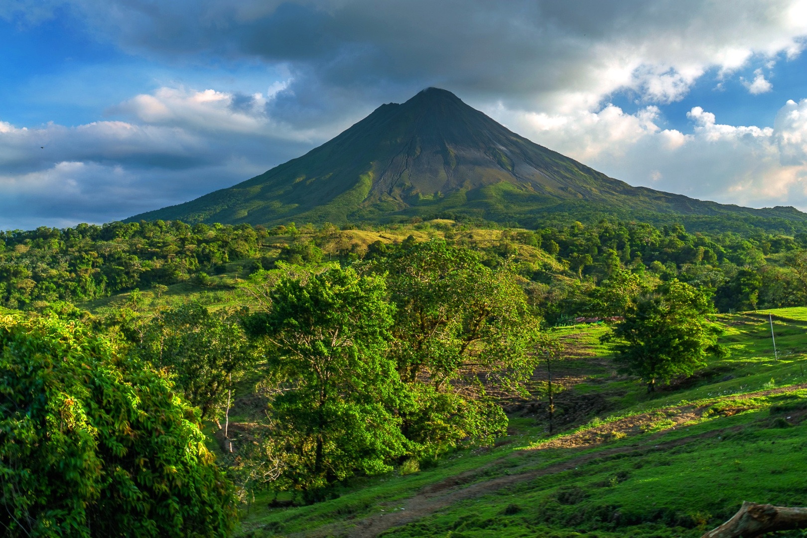 LUXUSVILLA MIT MEERBLICK ZU VERKAUFEN IN COSTA RICA - NICOYA