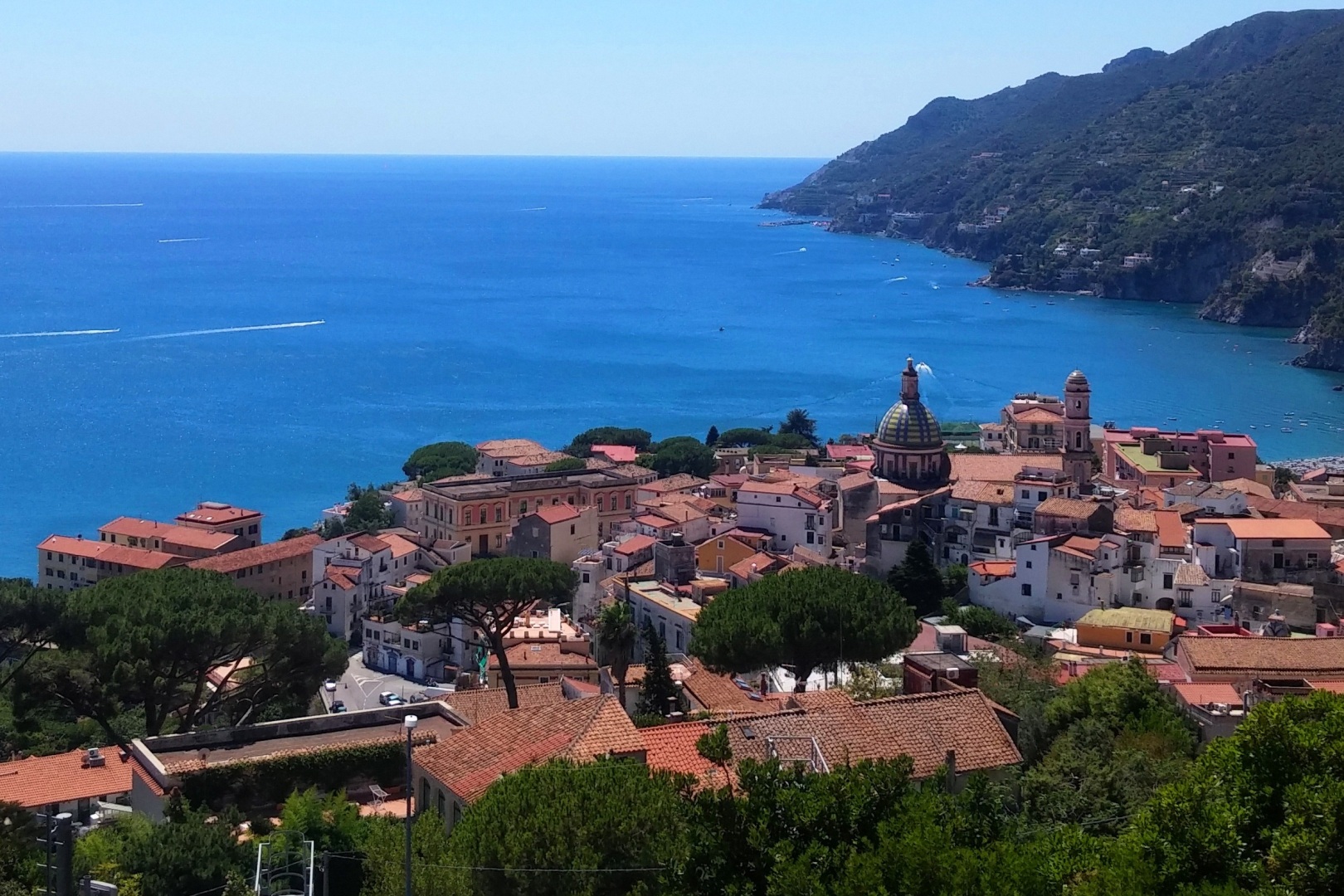 Villen mit Meerblick und Luxuswohnungen zum Verkauf in der Provinz SALERNO (Positano, Praiano, Ravello, Salerno)