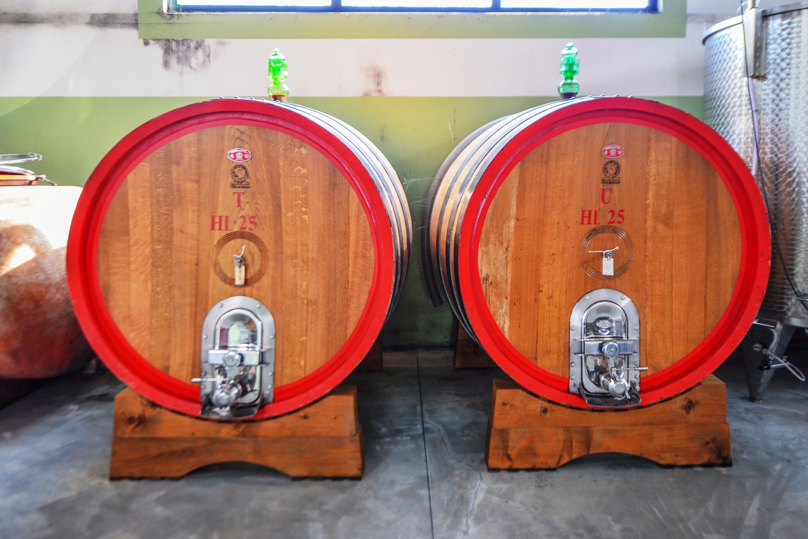 WINE COUNTRY - WEINGÜTER UND WEINBERGE KAUFEN IN ITALIEN