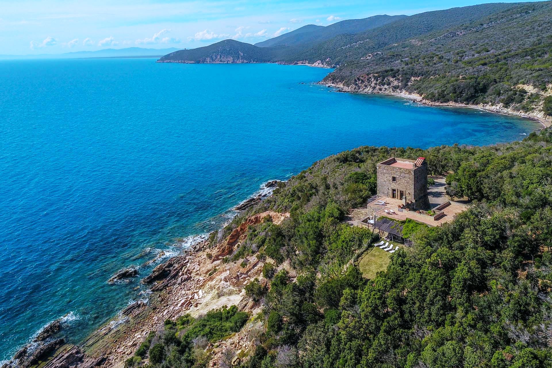 LUXUSVILLEN AM MEER UND HAUS MIT MEERBLICK ZU VERKAUFEN