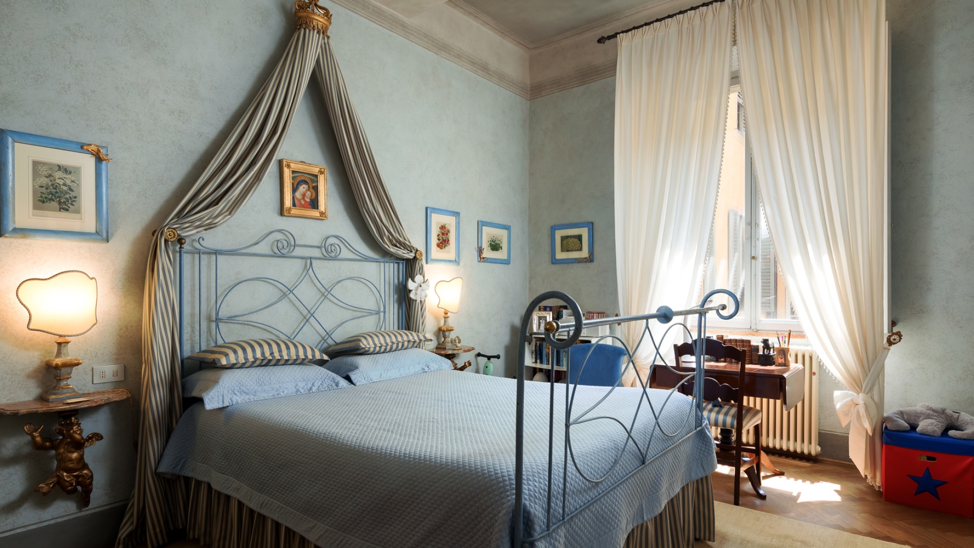 WOHNUNG ZU VERKAUFEN IM STADTZENTRUM VON AREZZO, WOHNUNGEN, STADTHÄUSER MIT GARTEN UND GARAGE ZU KAUFEN IN AREZZO
