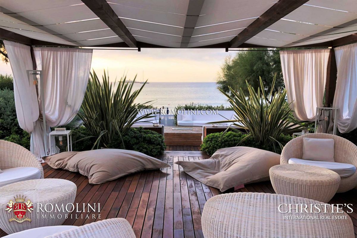 PROPERTY FOR SALE ELBA ISLAND, COASTAL VILLAS, WATERFRONT APARTMENTS TO BUY ELBA ISLAND