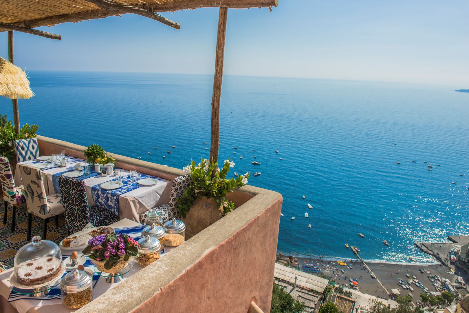 AMALFI COAST REAL ESTATE, ITALIAN PROPERTY VILLAS APARTMENTS FOR SALE. 