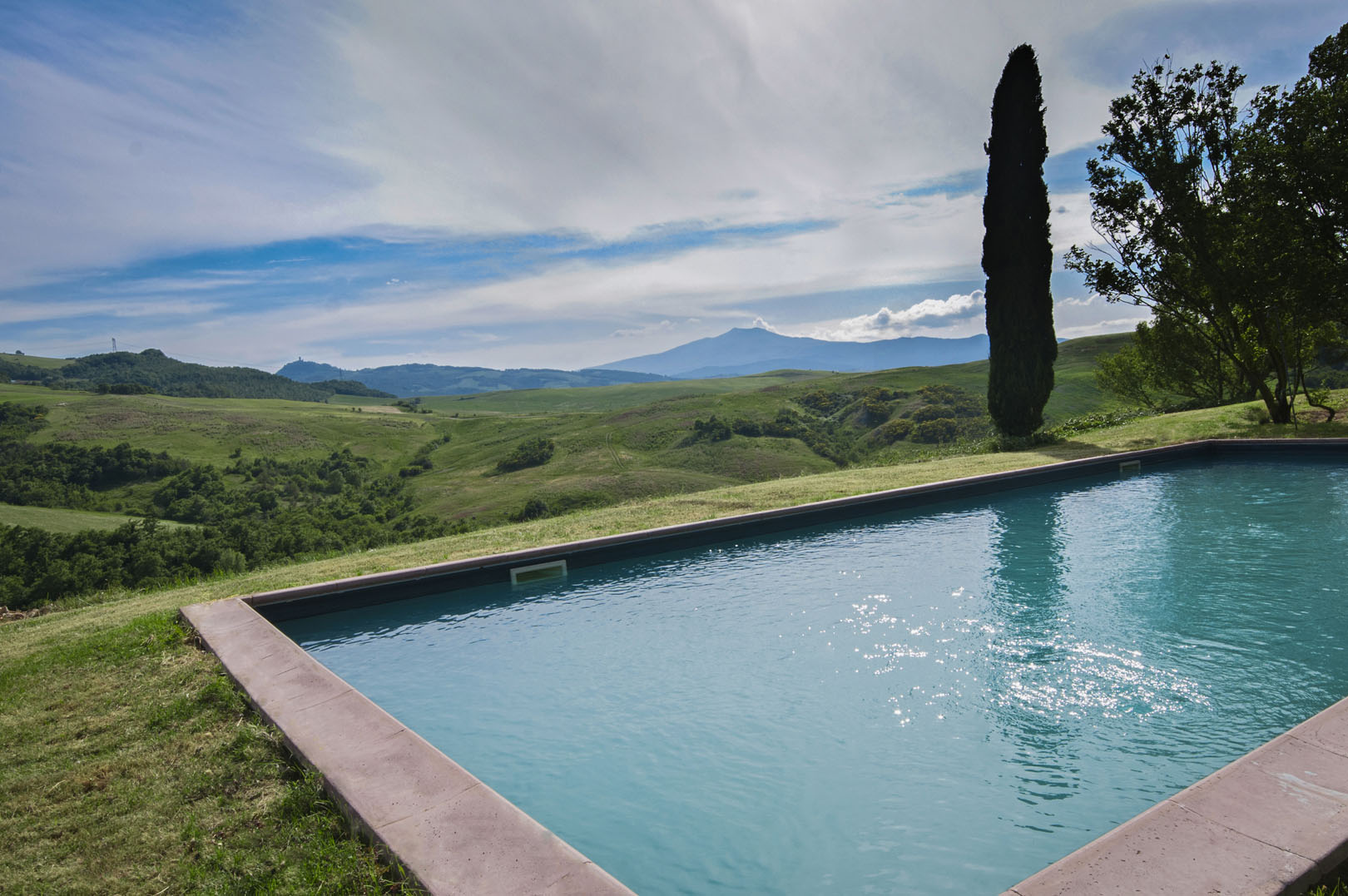 VAL DI CHIANA LUXURY ITALIAN PROPERTY FOR SALE, REAL ESTATE FOR SALE IN VAL DI CHIANA