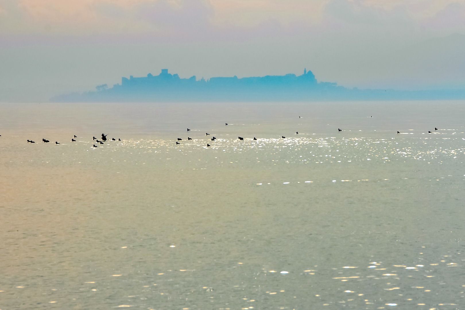 LAKE TRASIMENO, REAL ESTATE AND LUXURY ITALIAN PROPERTY FOR SALE