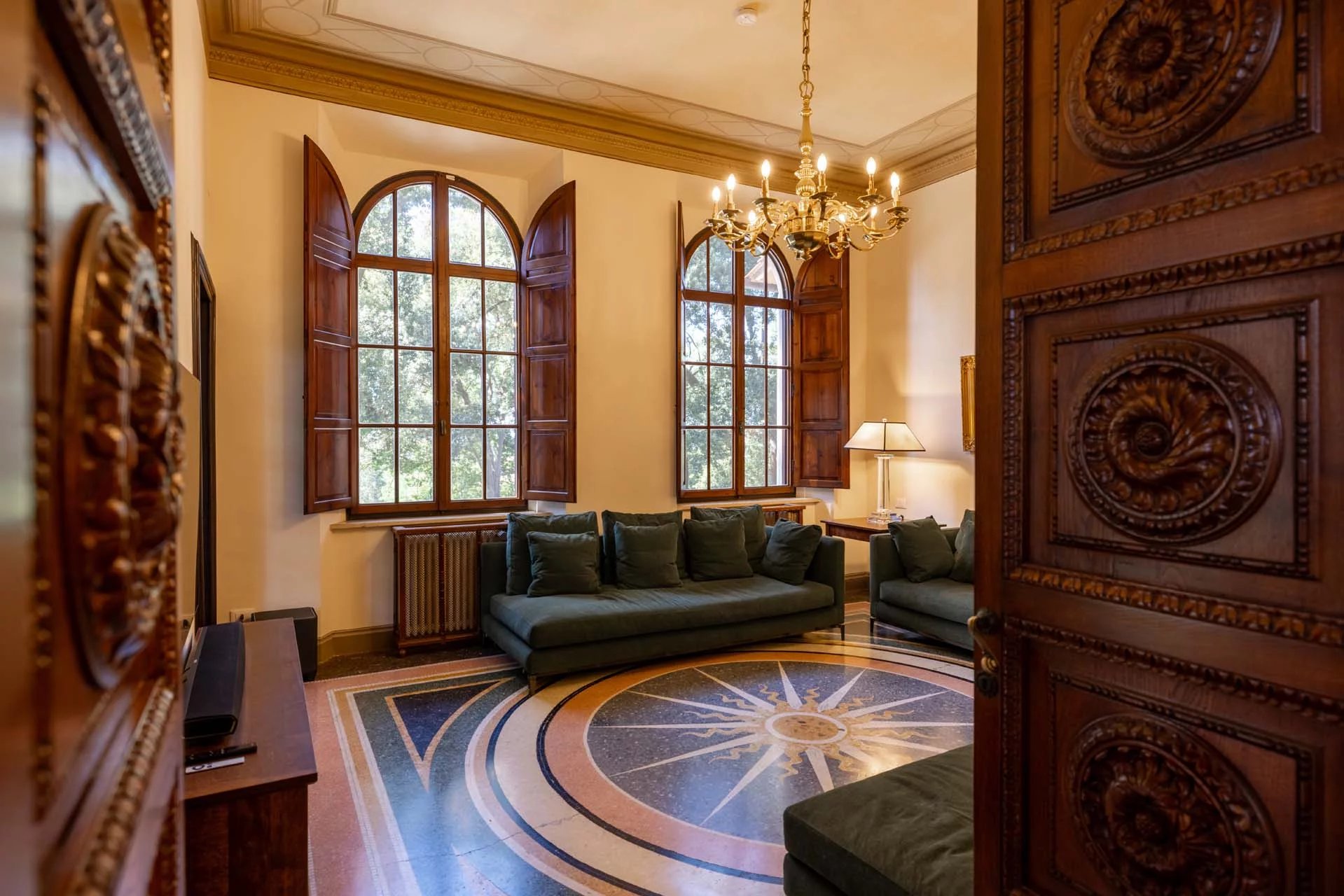 A mansion also designed for charming hospitality