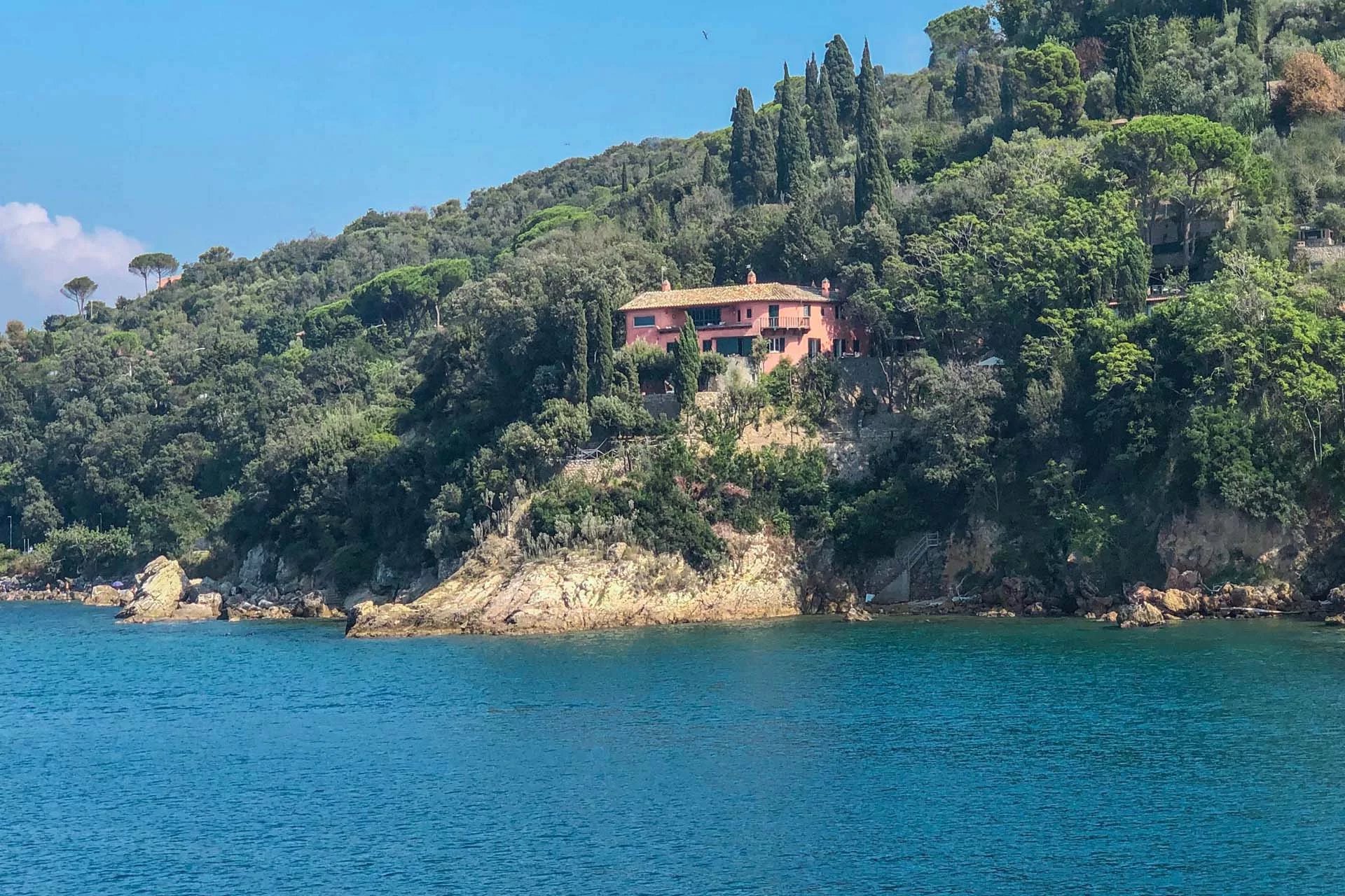 Privacy and nature: the new coastal luxury