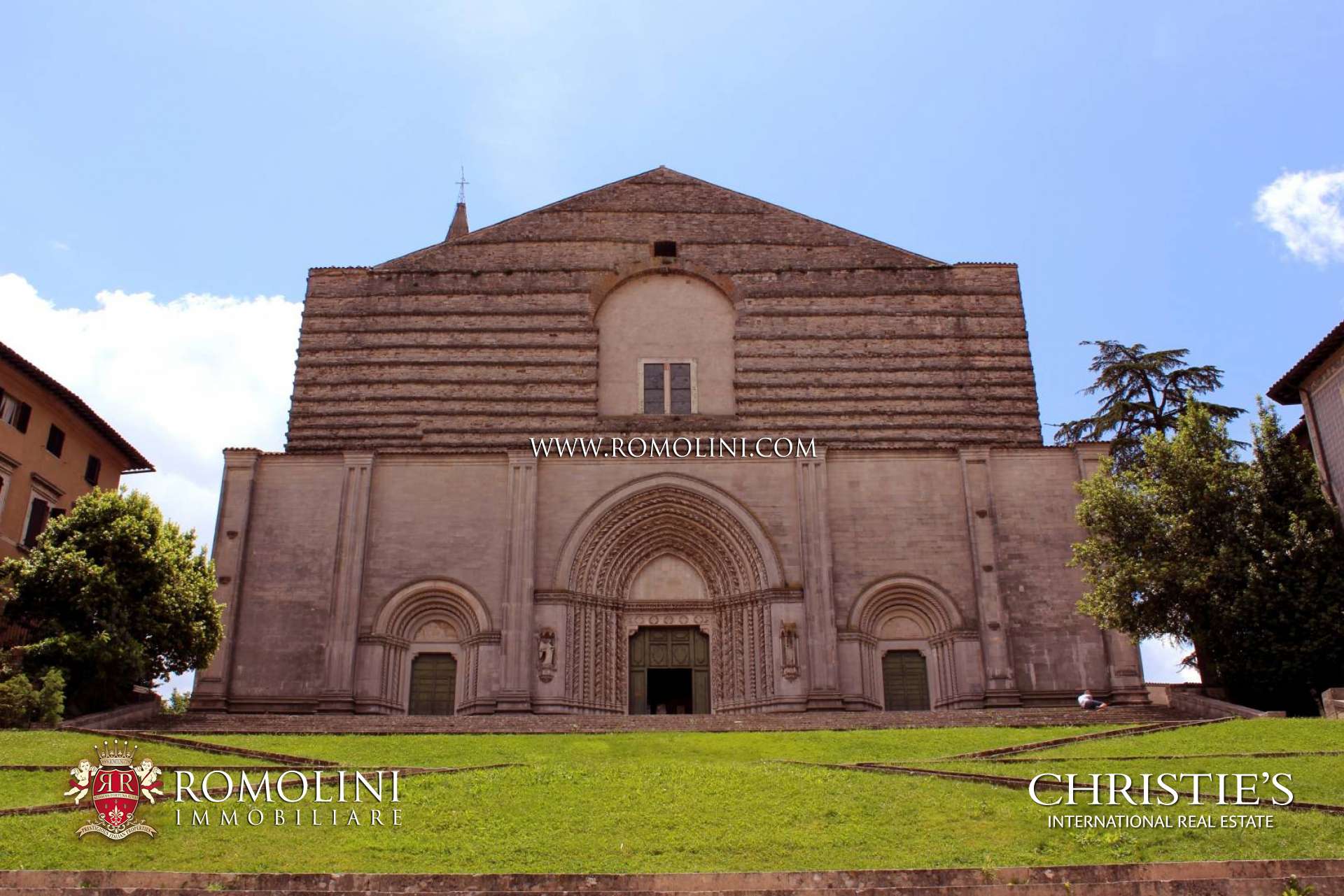 FARMHOUSES AND VILLAS FOR SALE IN TODI - CASTLES, MEDIEVAL TOWERS AND ESTATES FOR SALE, UMBRIA