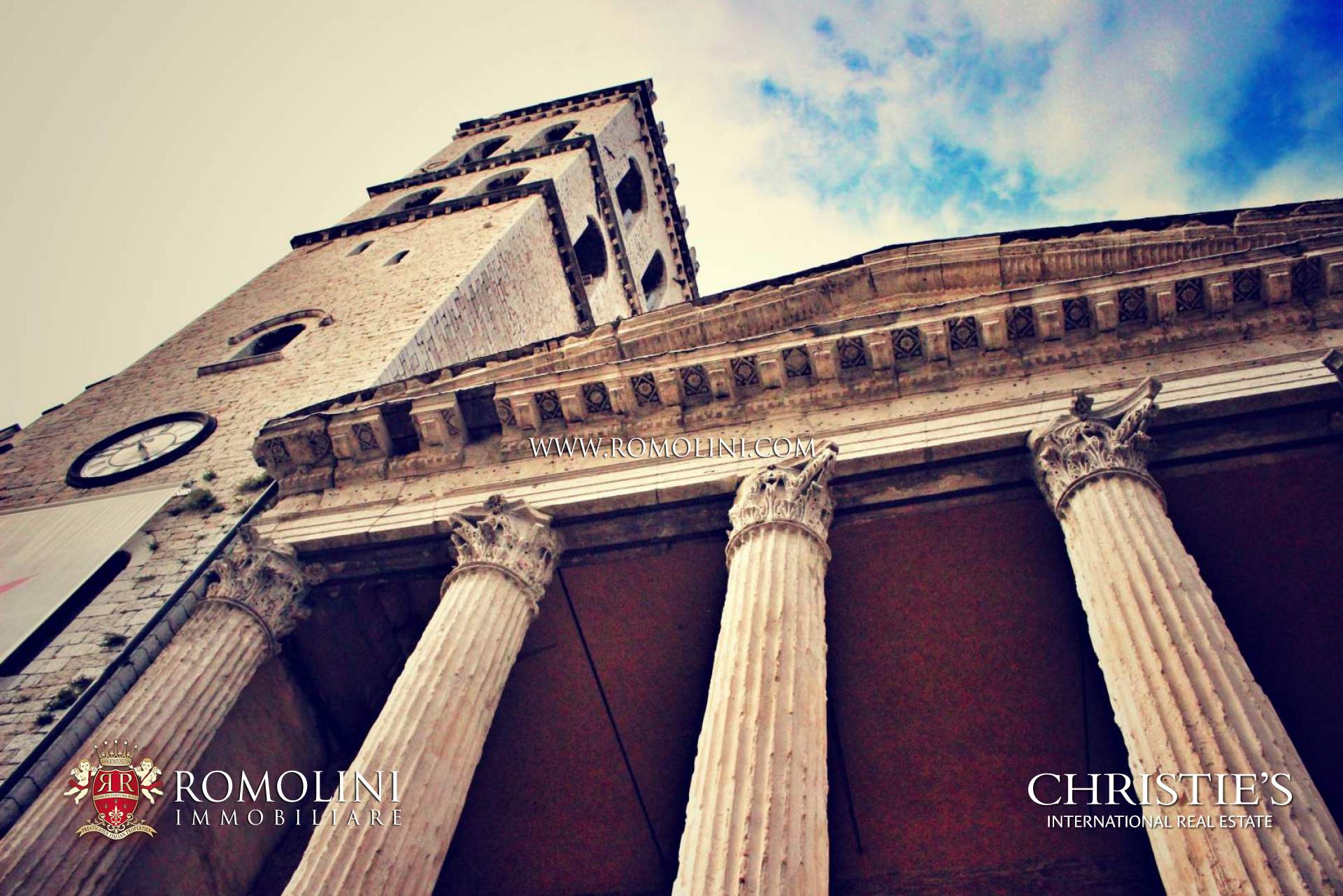 ASSISI, UMBRIA - FARMHOUSES AND VILLAS FOR SALE IN ASSISI, MEDIEVAL CASTLES AND TOWERS FOR SALE IN UMBRIA