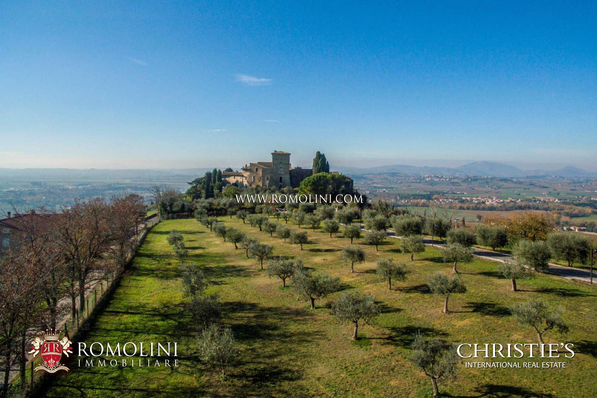 ASSISI, UMBRIA - FARMHOUSES AND VILLAS FOR SALE IN ASSISI, MEDIEVAL CASTLES AND TOWERS FOR SALE IN UMBRIA