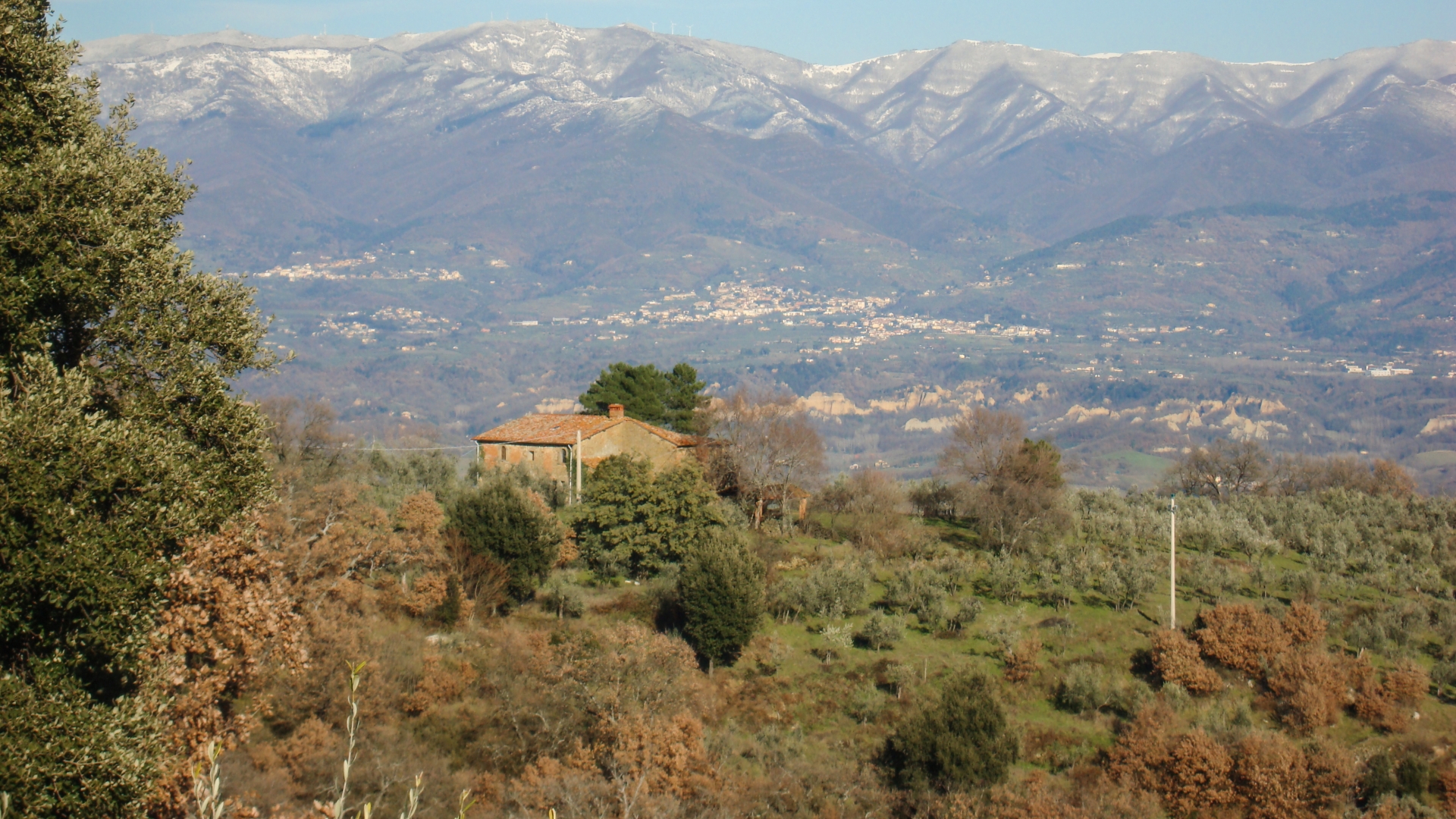COUNTRY HOUSES, VILLAS AND FARMS FOR SALE IN TUSCANY, VALDARNO
