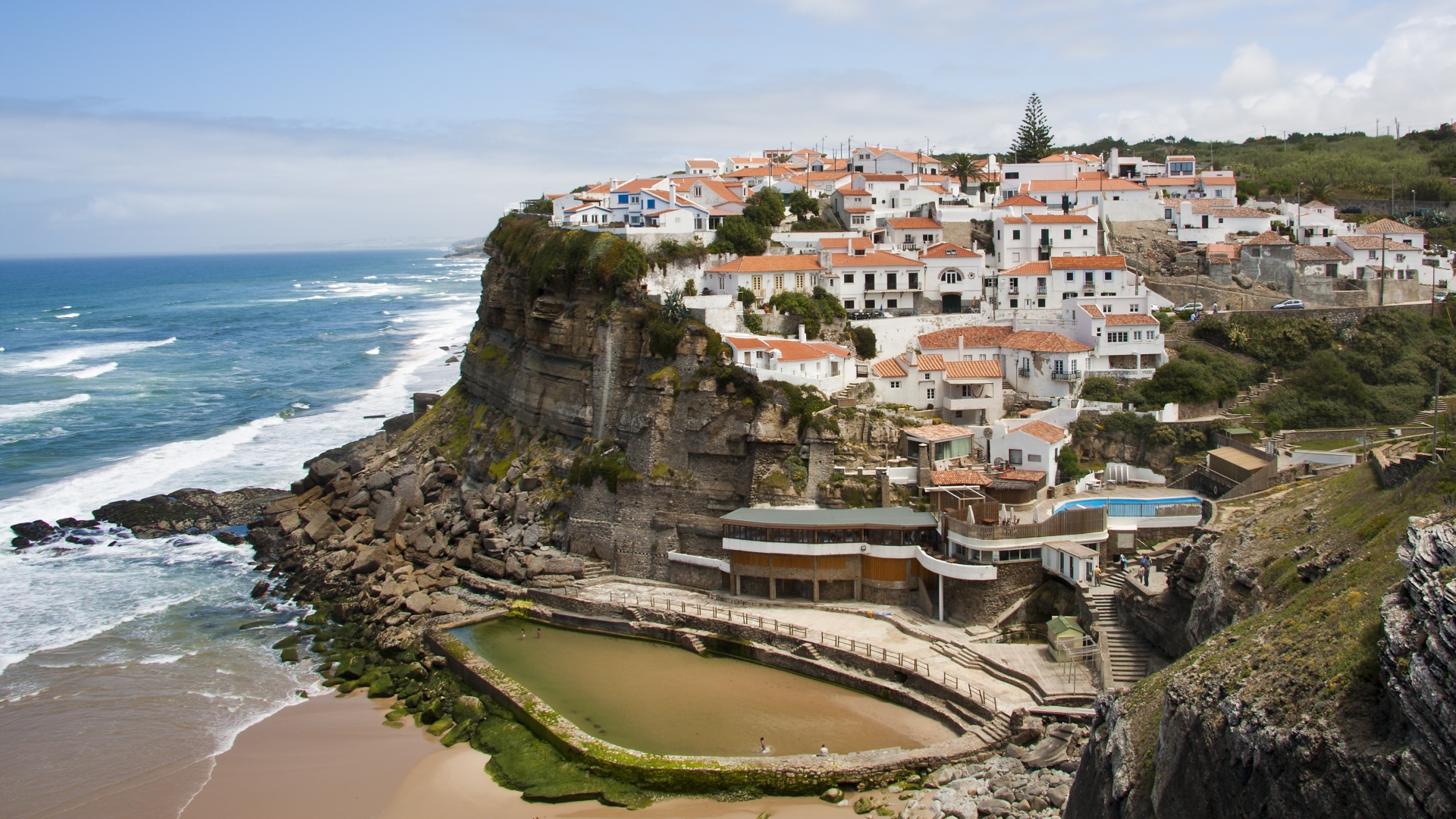 EXCLUSIVE WATERFRONT PROPERTIES FOR SALE IN COLARES, SINTRA, PORTUGAL