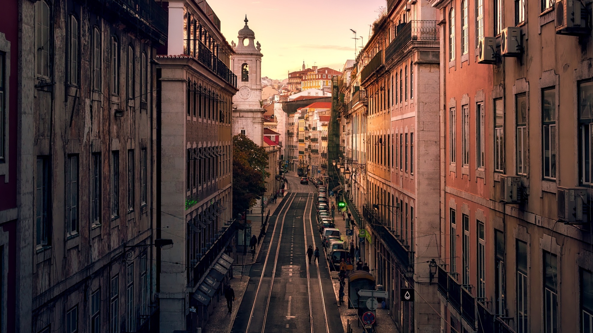 APARTMENTS AND PENTHOUSES FOR SALE ON AVENIDA DA LIBERDADE, LISBON