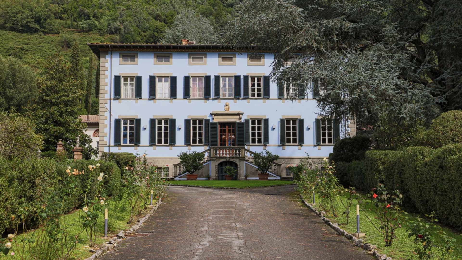 HISTORIC VILLAS AND WATERFRONT HOMES FOR SALE IN CAMAIORE, VERSILIA