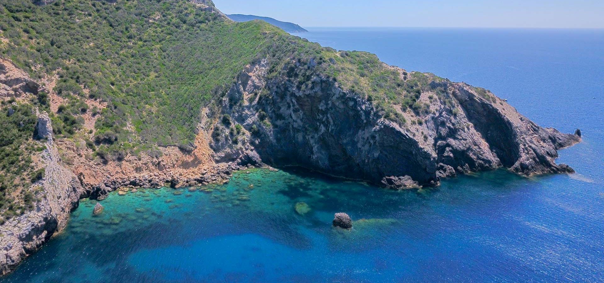 WATERFRONT PROPERTIES FOR SALE IN PORTO SANTO STEFANO ARGENTARIO, LUXURY SEA VIEW VILLA FOR SALE IN PORTO SANTO STEFANO