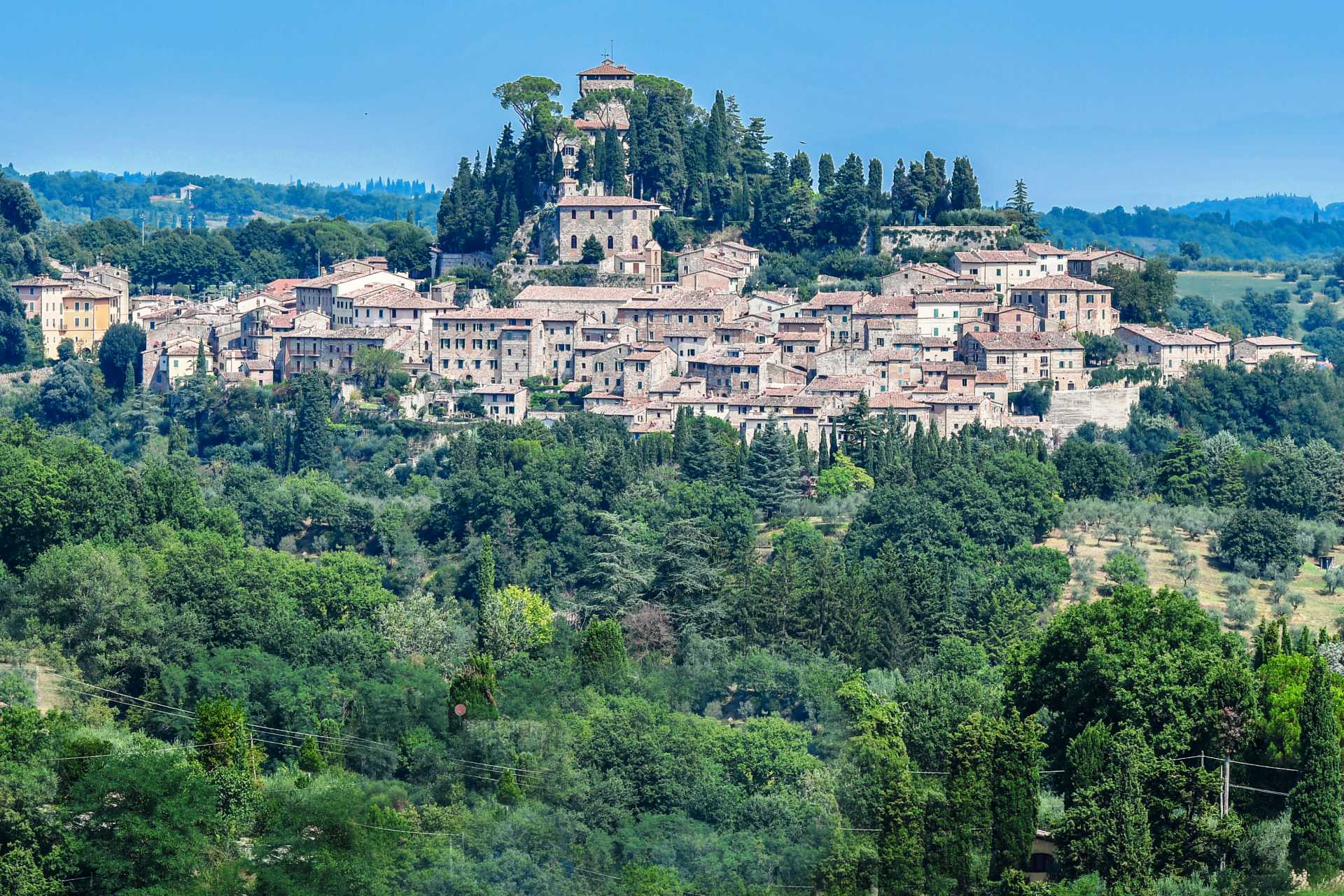 PROPERTY FOR SALE CETONA, VILLAS, FARMHOUSES AND APARTMENTS TO BUY CETONA