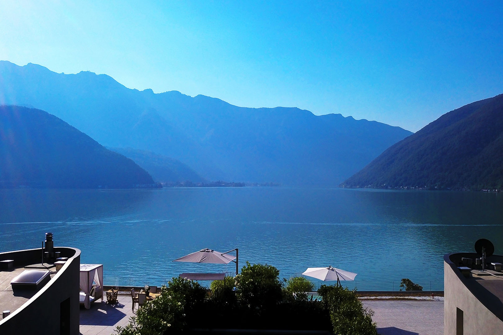VILLAS AND PENTHOUSE LAKE VIEW FOR SALE IN SWITZERLAND - TICINO, LUGANO