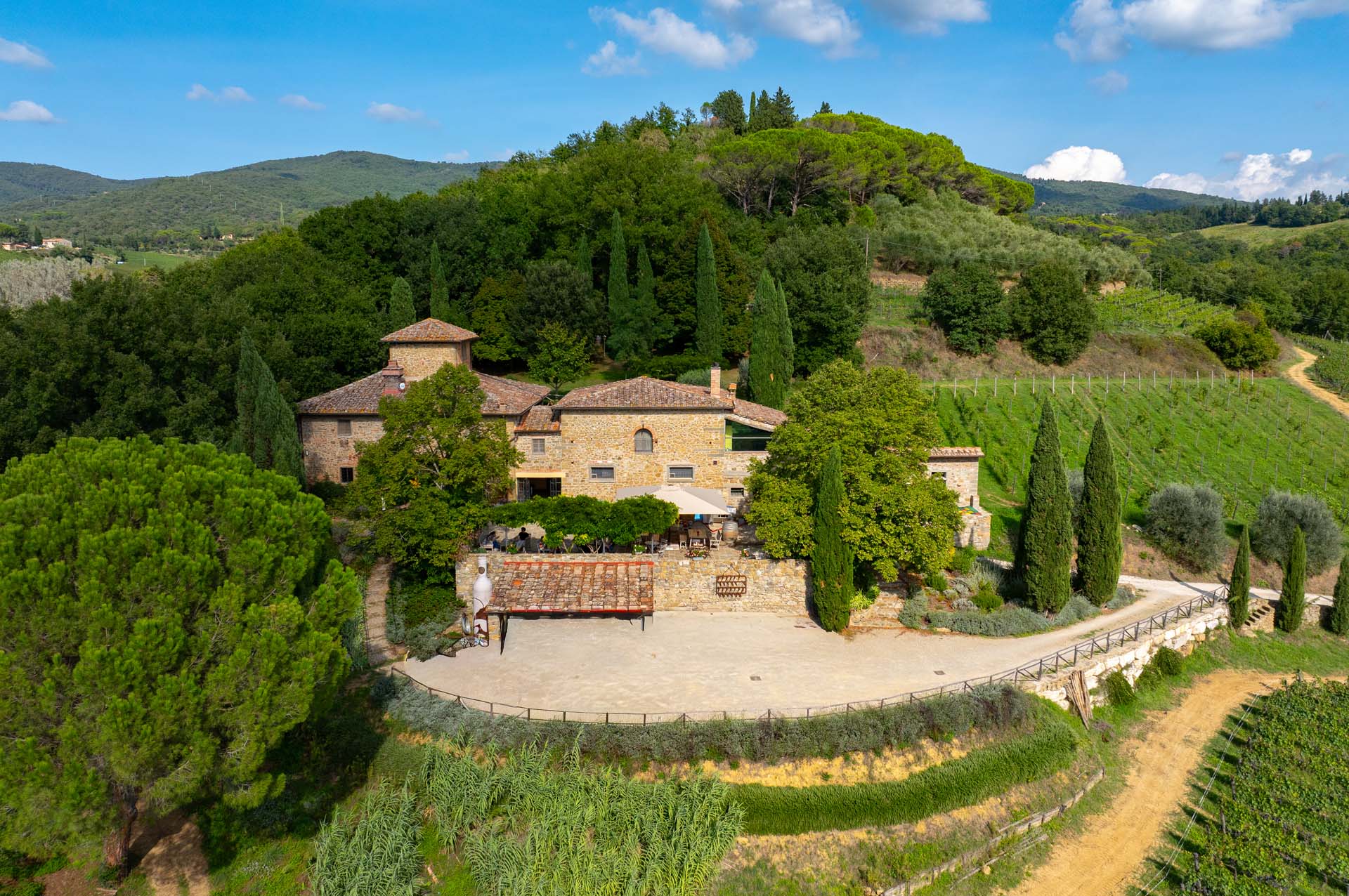 FARMHOUSES FOR SALE FLORENCE, LUXURY COUNTRY ESTATES TO BUY FLORENCE 
