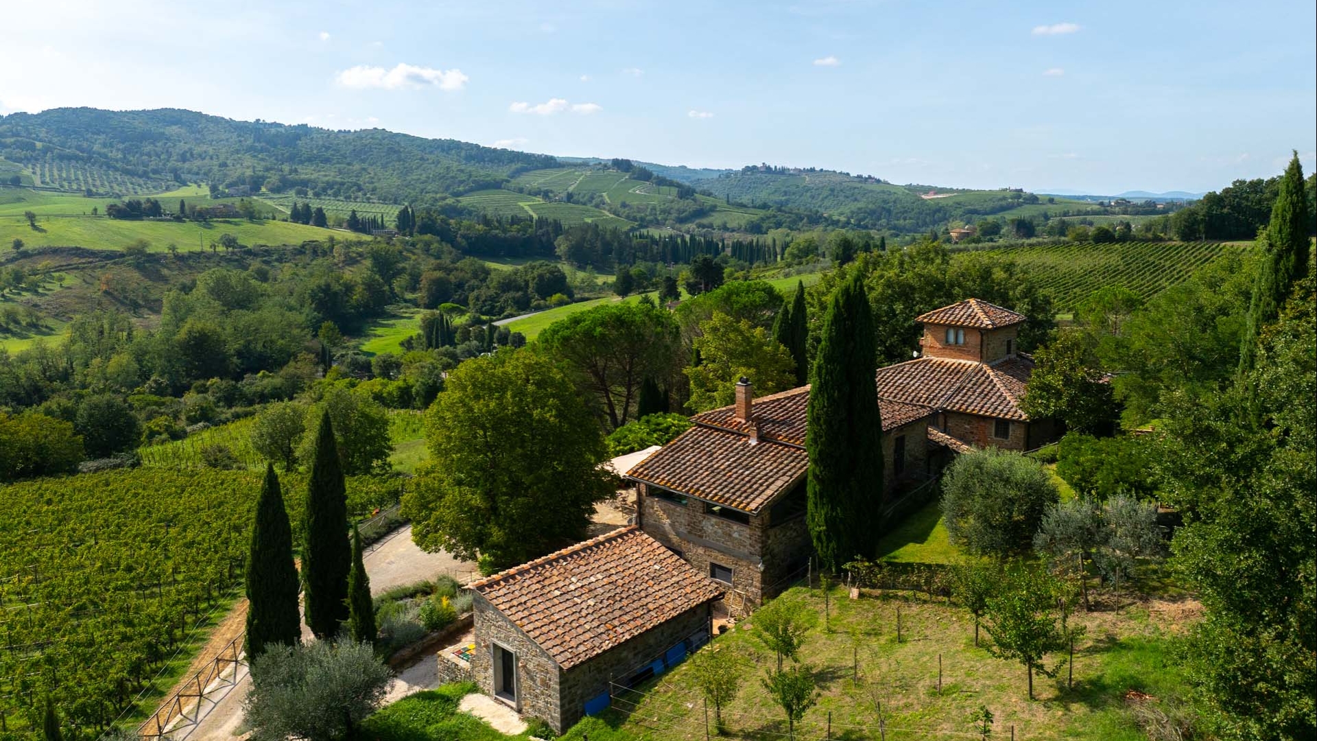 FARMHOUSES FOR SALE FLORENCE, LUXURY COUNTRY ESTATES TO BUY FLORENCE 
