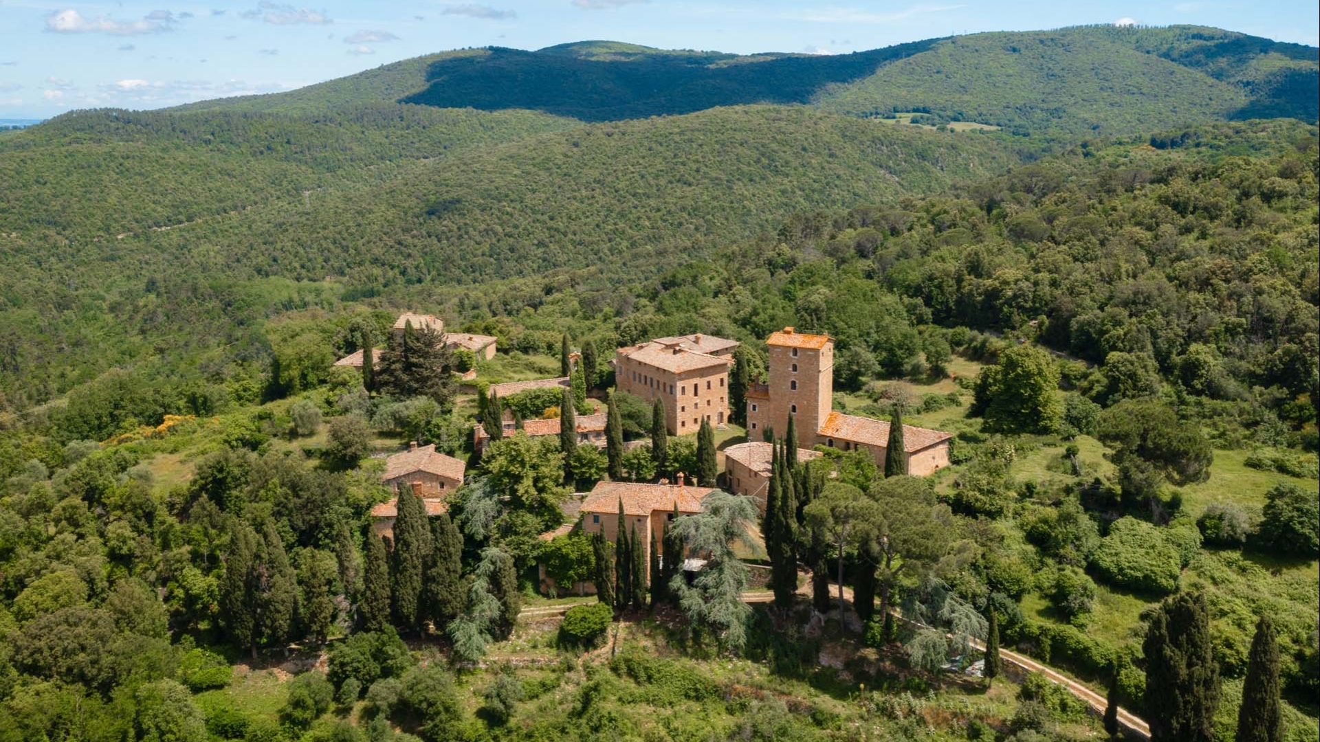 FARMHOUSE TO BE RESTORED TUSCANY, RUIN, RESTORATION PROJECT TUSCANY 