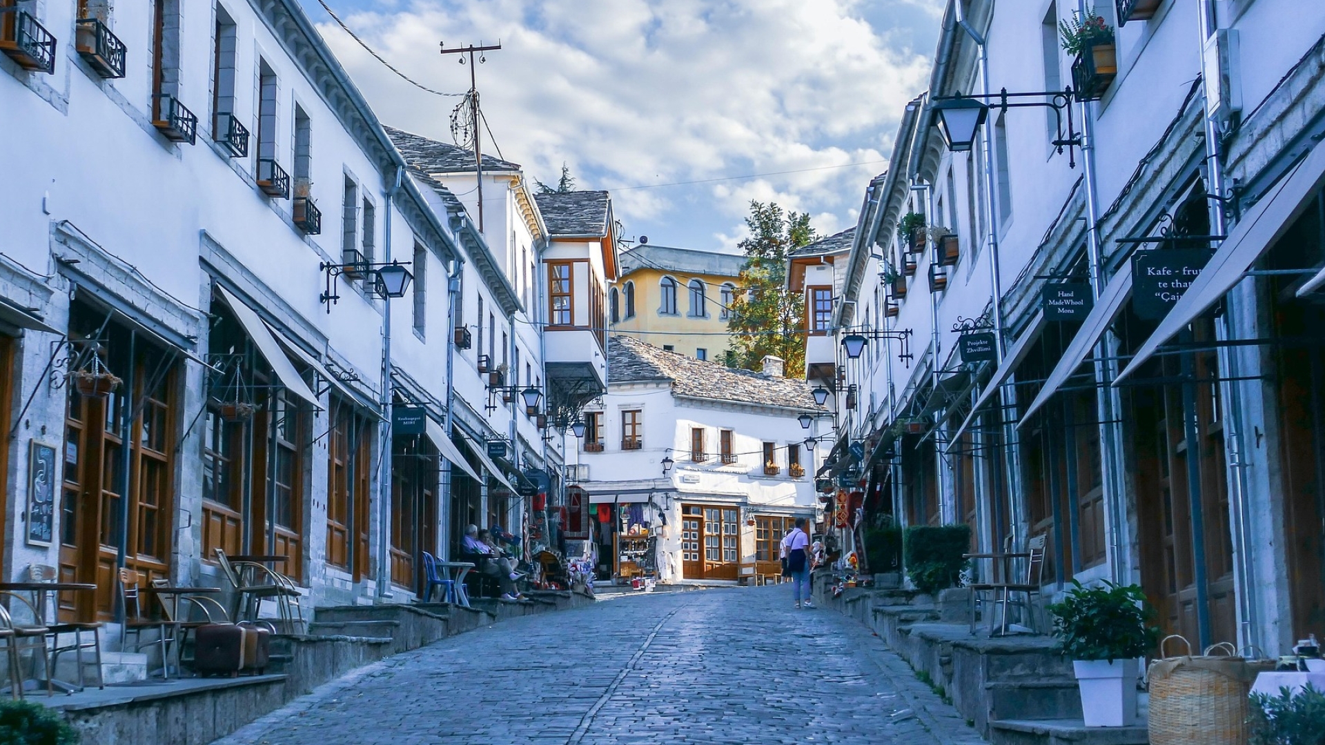 DURAZZO: Sea View Villas and Beachfront Apartments for sale | Romolini Christie's