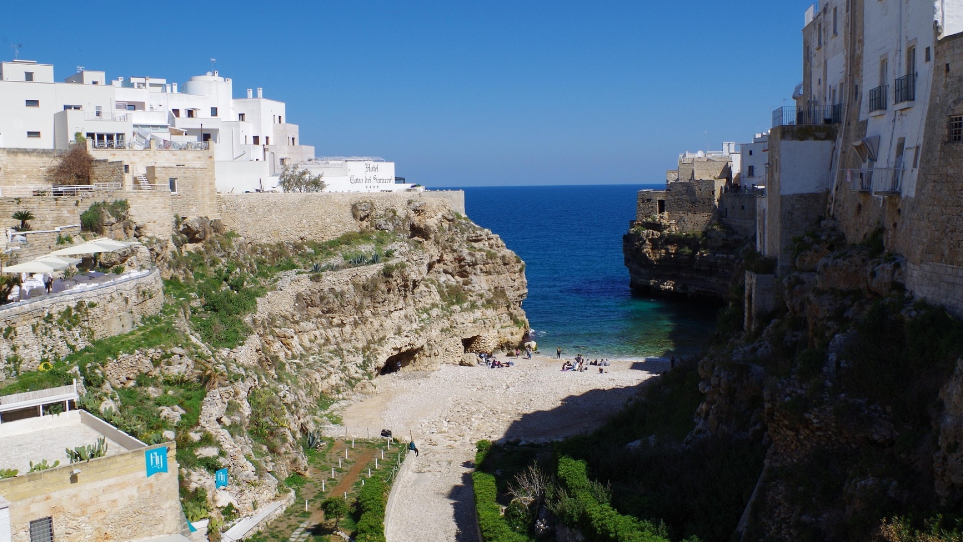 MASSERIA AND LUXURY VILLA FOR SALE - BRINDISI, PUGLIA