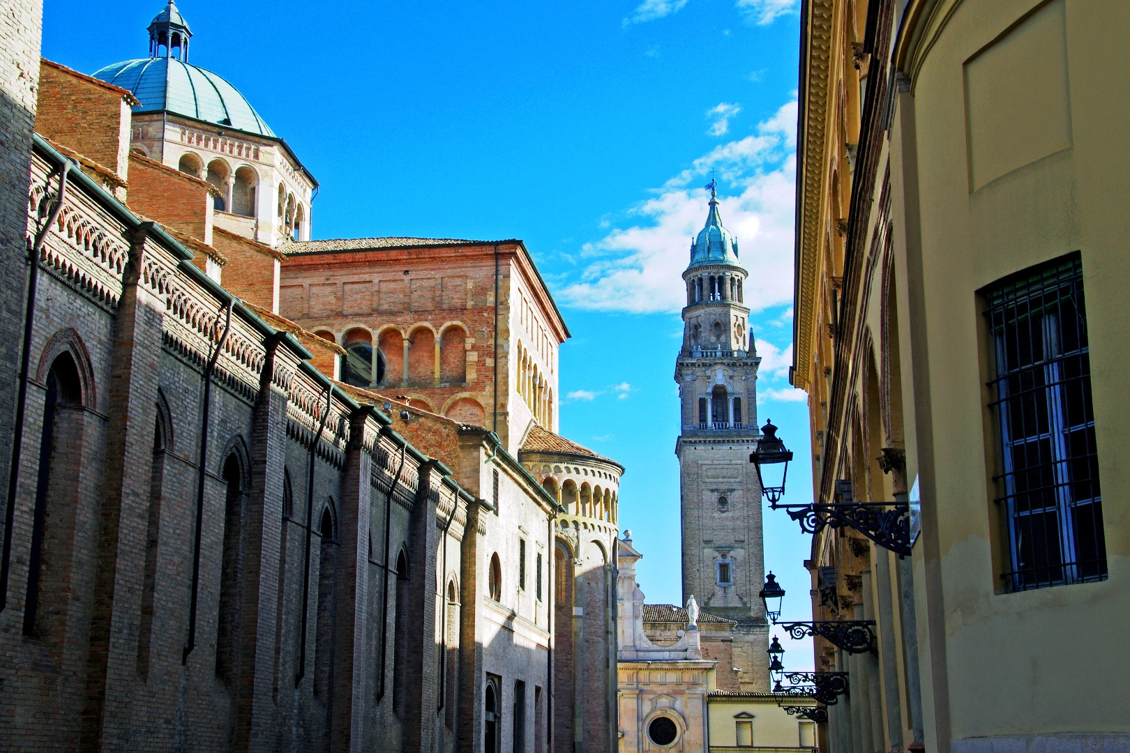 PARMA - HISTORICAL VILLAS AND CASTLES FOR SALE IN EMILIA-ROMAGNA