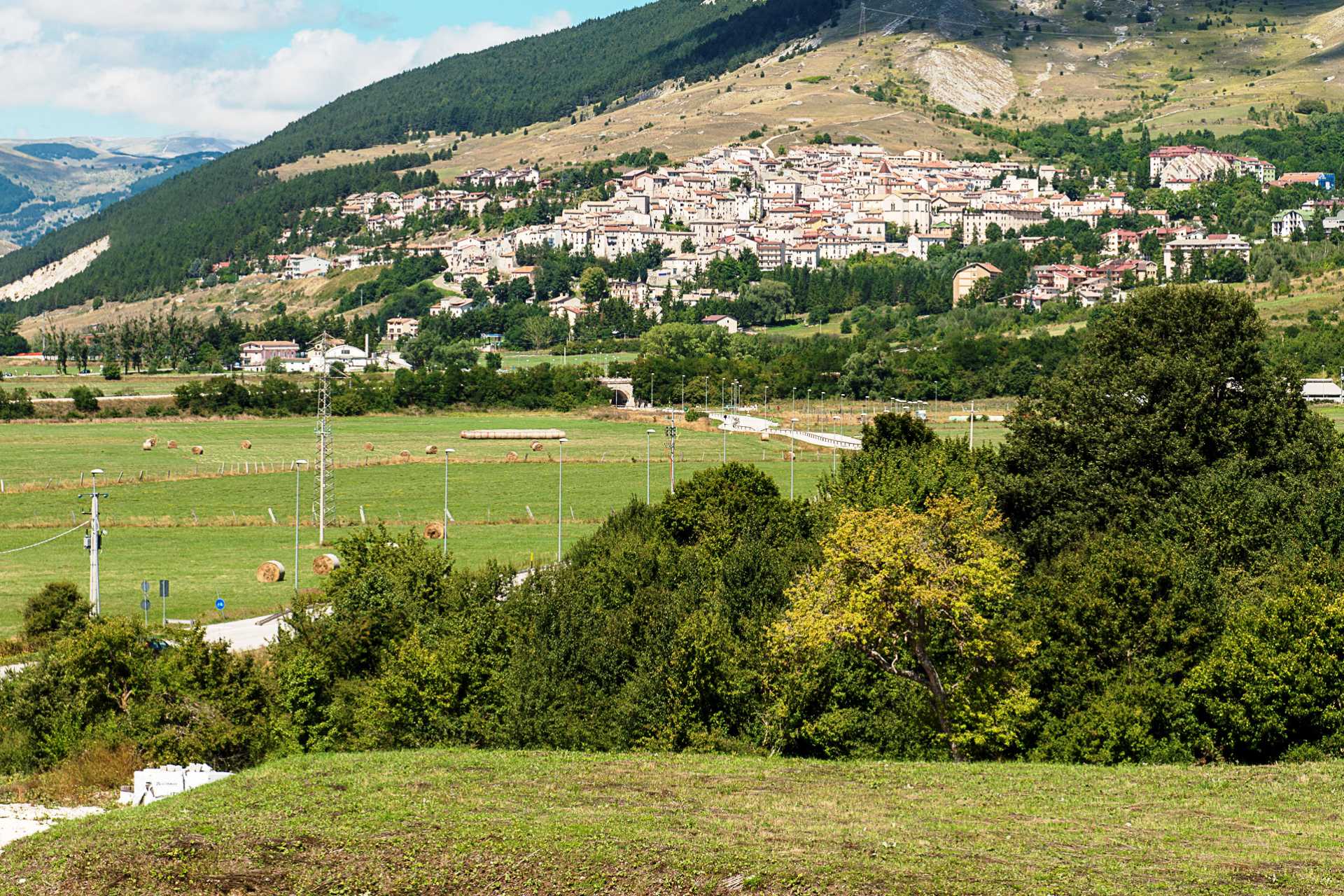 ABRUZZO - PROPERTY FOR SALE IN ITALY - VILLAS, LUXURY HOMES, PROPERTY AND REAL ESTATE FOR SALE IN ABRUZZO