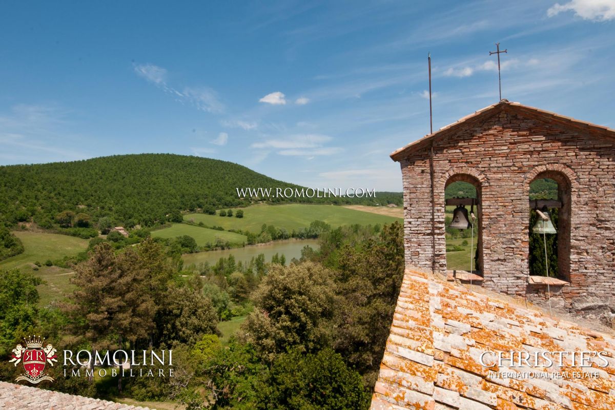 CONVENT FOR SALE IN ITALY