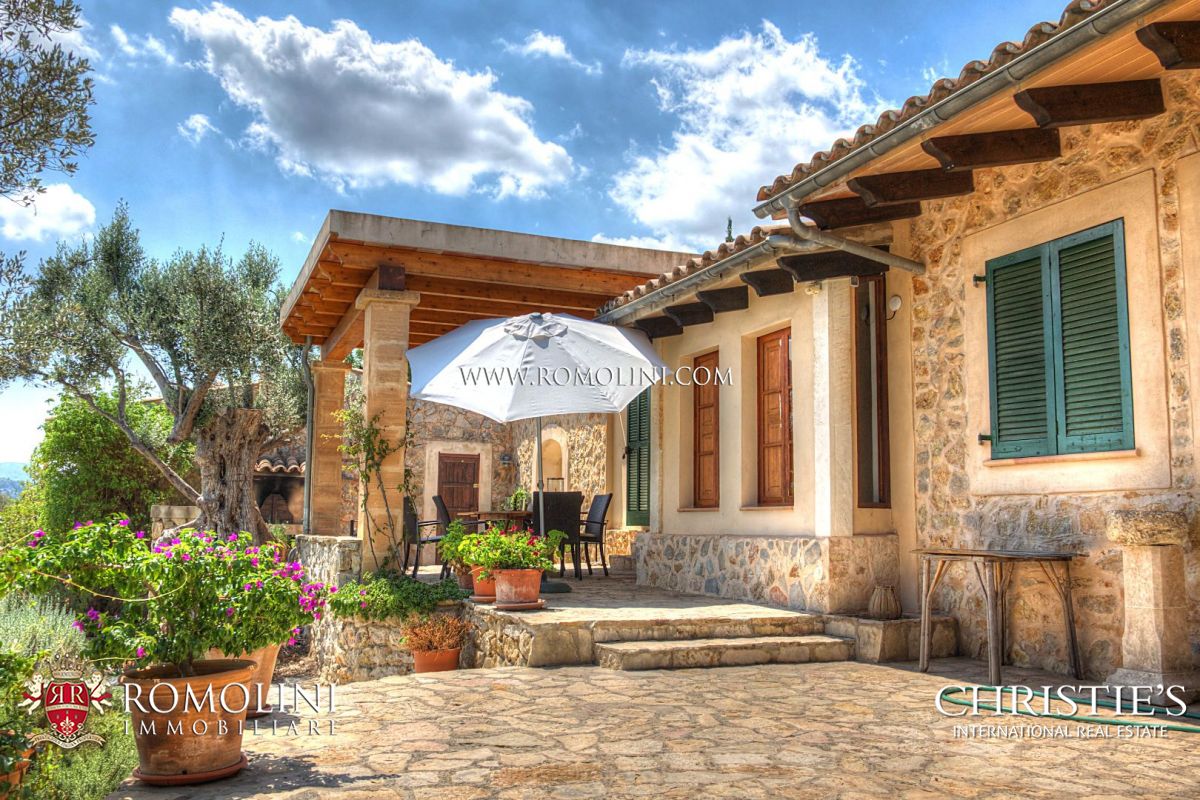 FINCA FOR SALE - PORTUGAL, DOMINICAN REPUBLIC, COSTA RICA