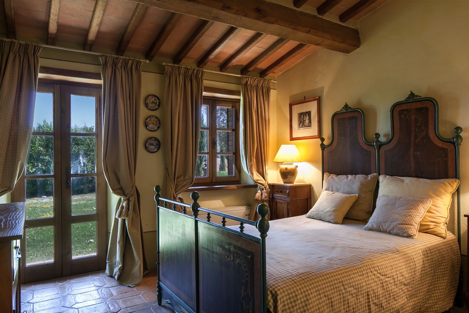 SEMI-DETACHED HOUSE FOR SALE IN ITALY