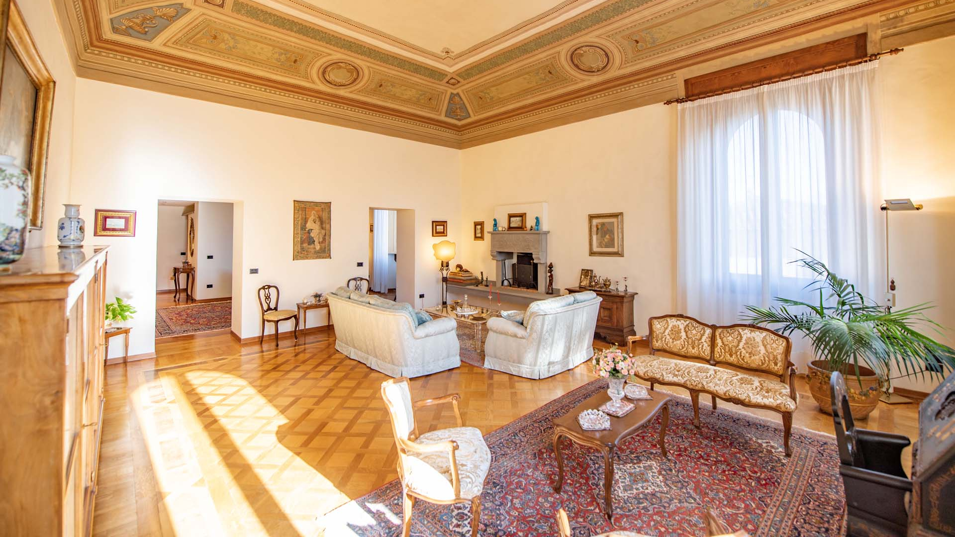 APARTMENT FOR SALE, LUXURY APARTMENTS FOR SALE IN ITALY
