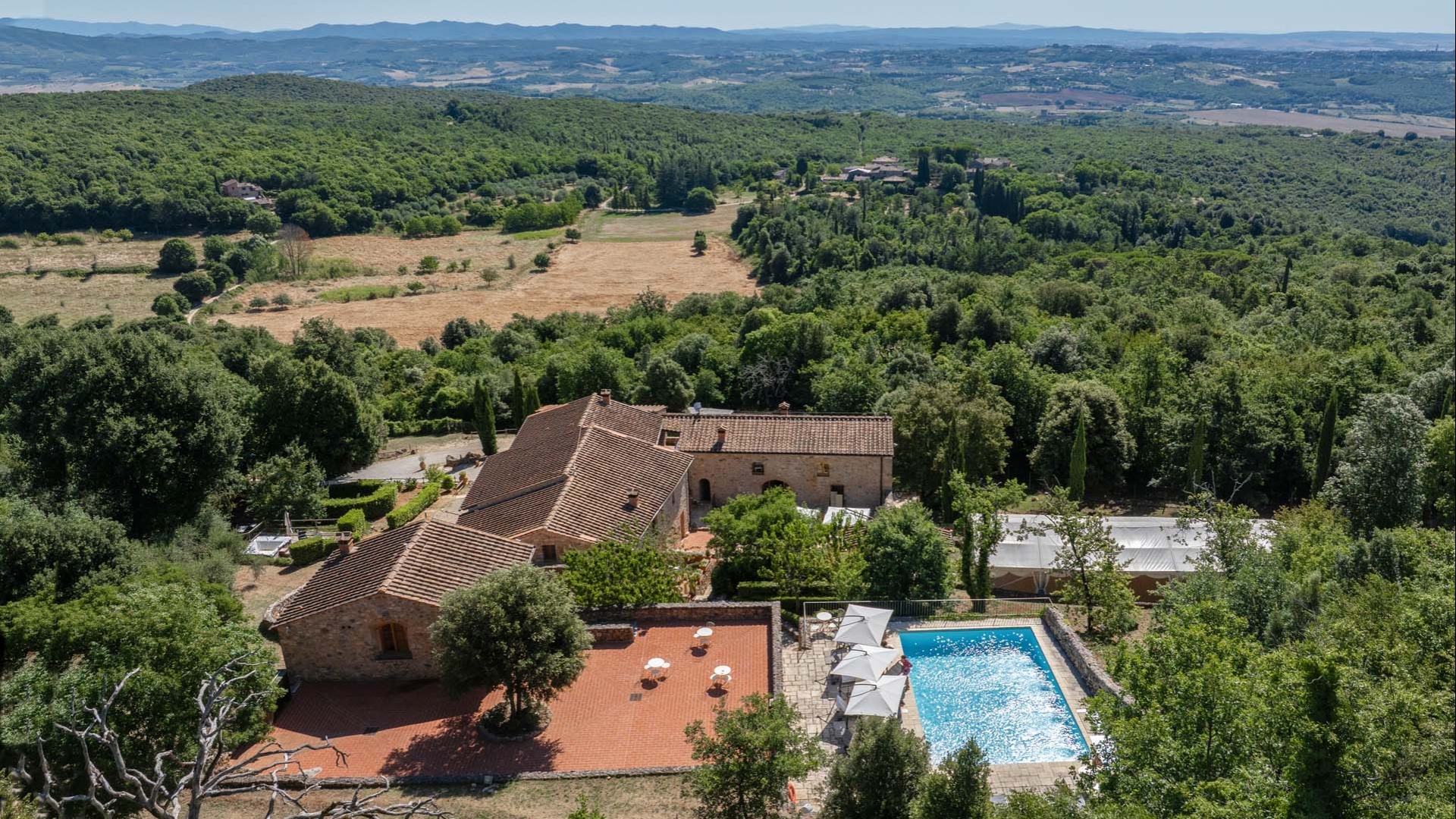 AGRITURISMO FOR SALE IN TUSCANY
