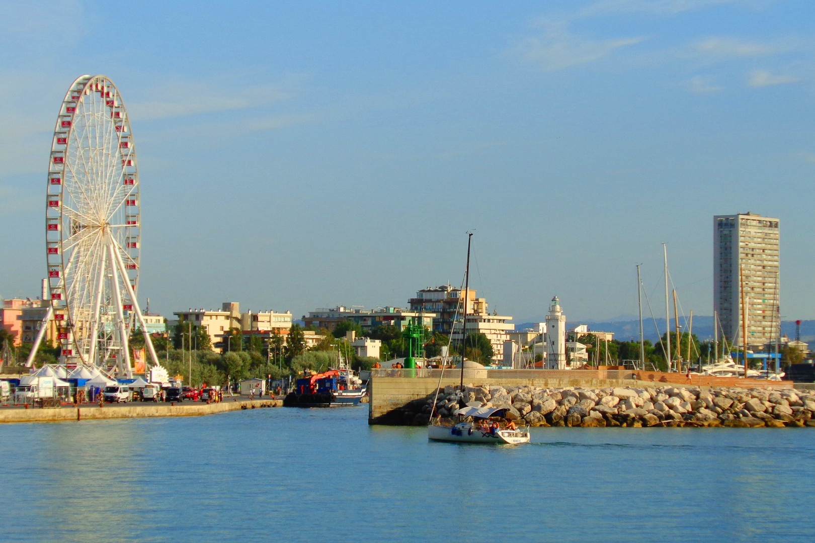 VILLE, APPARTAMENTI DI LUSSO IN VENDITA SULLA COSTA ADRIATICA - CESENA, RIMINI, MILANO MARITTIMA