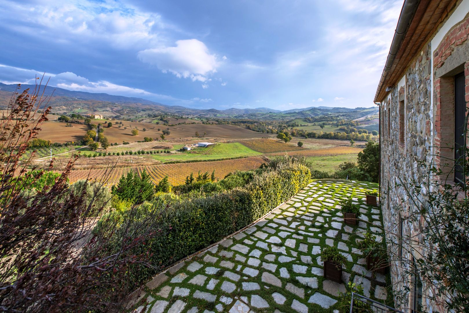 MAREMMA VILLE MARE, AZIENDE VITIVINICOLE, CASALI IN VENDITA MAREMMA, VINO MORELLINO DI SCANSANO