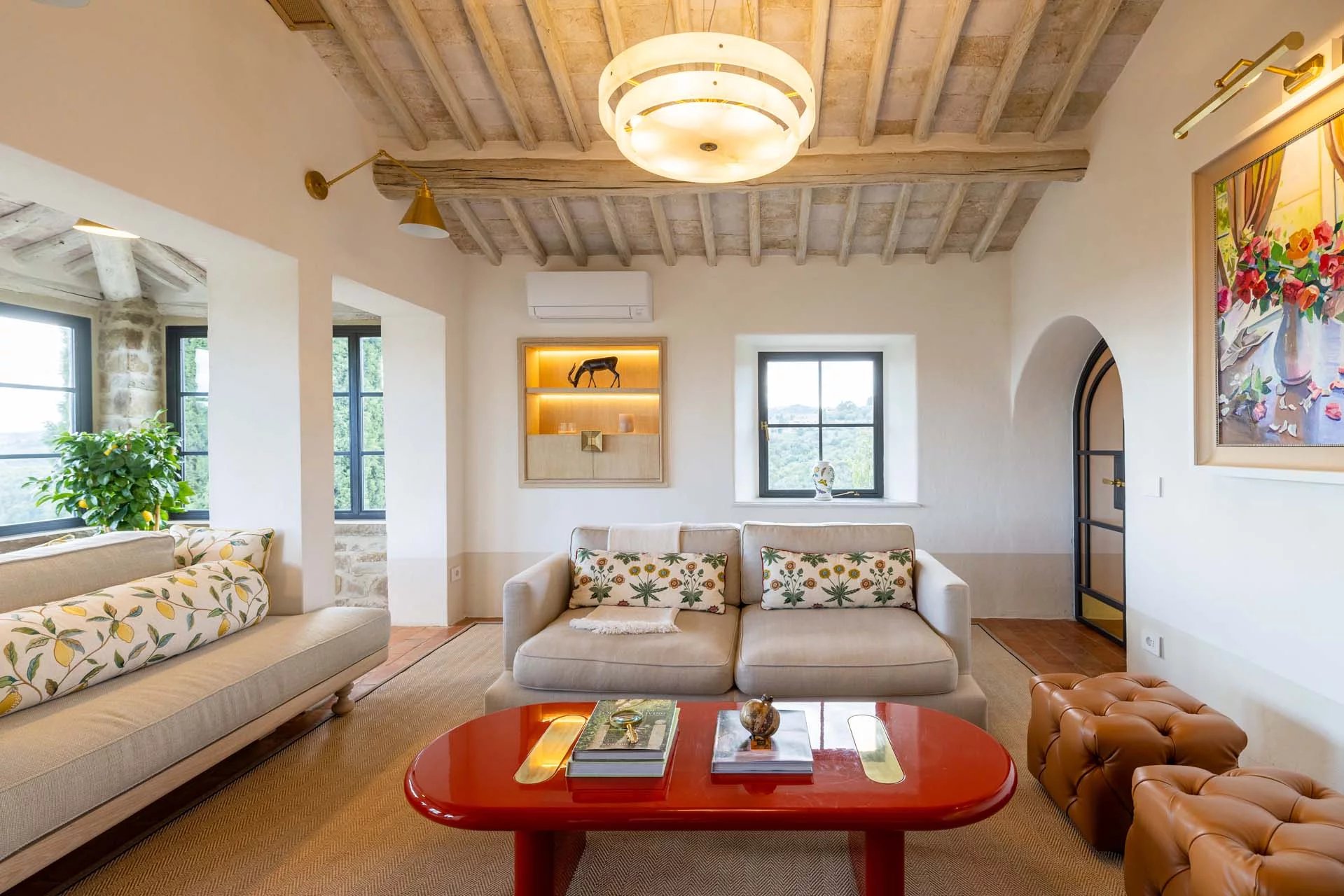 Casale Lusso Gaiole: vivere una dimora pronta nel cuore della Toscana