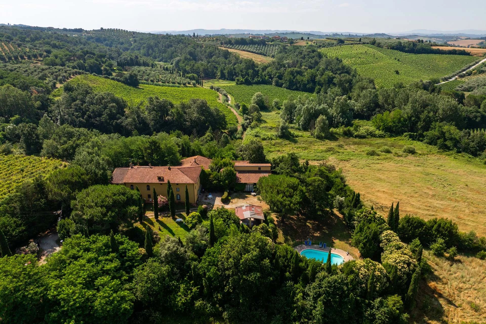 Casale Minosse: agriturismo, vigneto e vista panoramica in Toscana