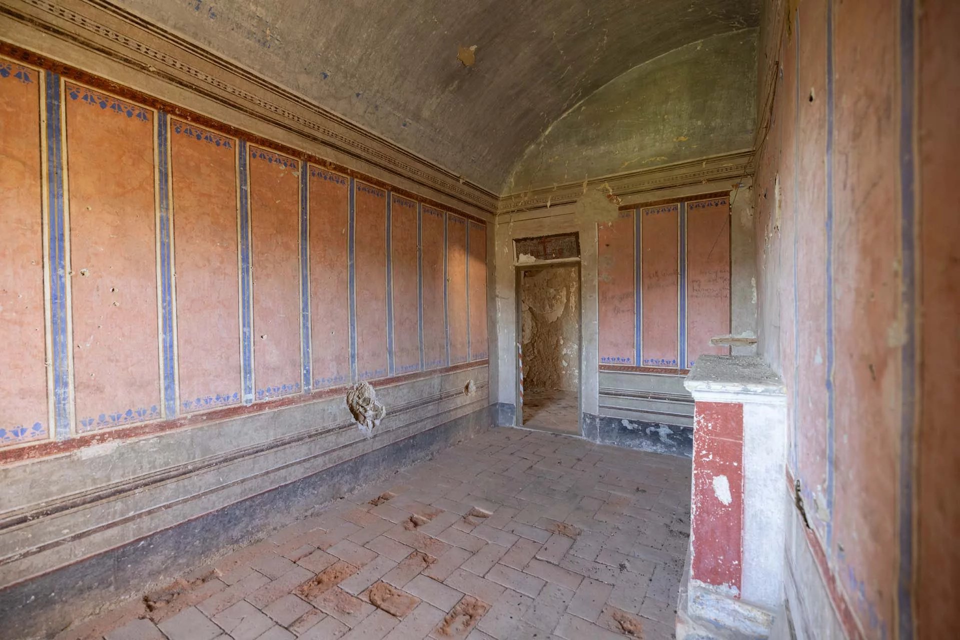 Casali, terreno e una tenuta da immaginare