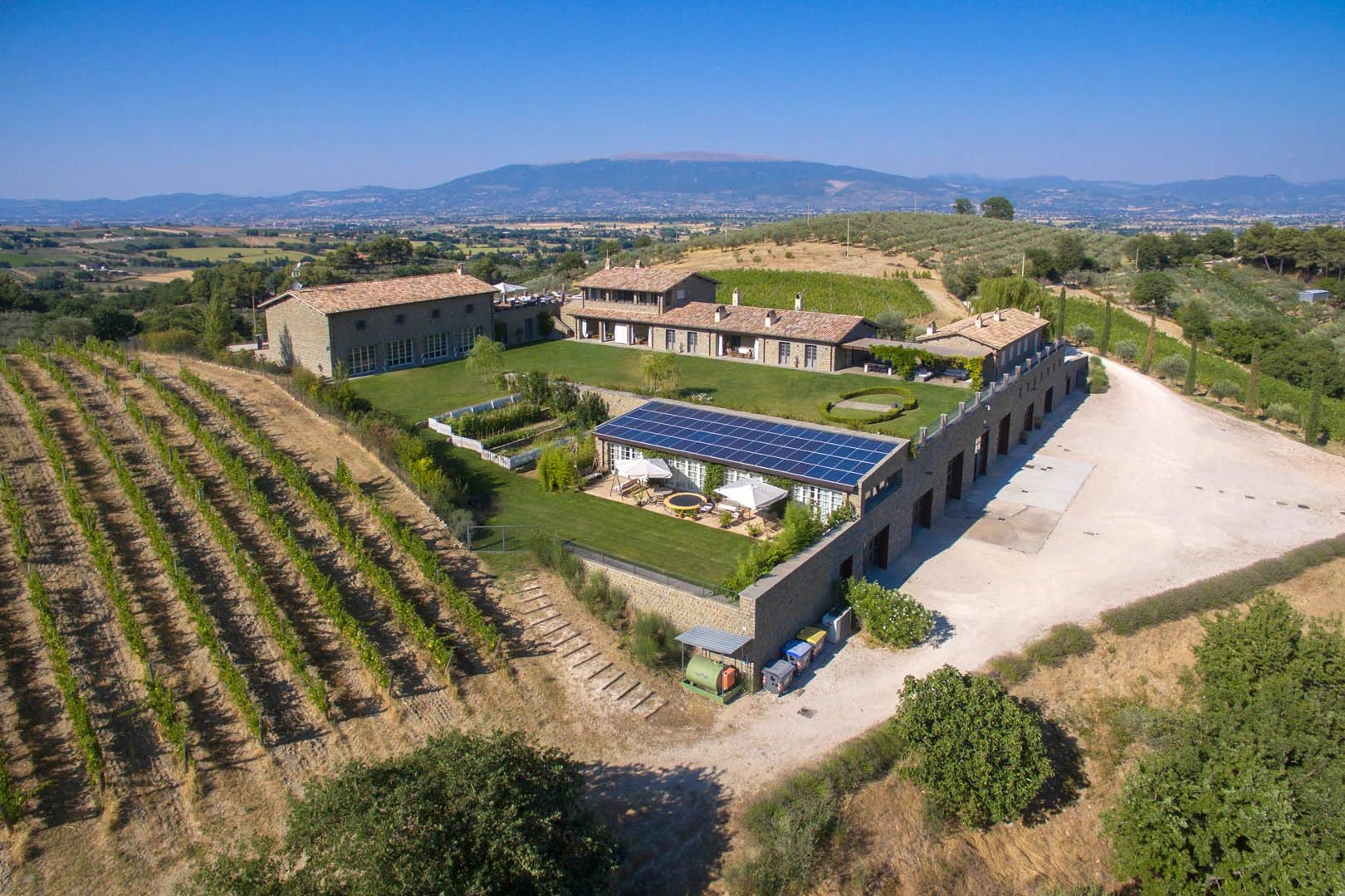 Produzione propria e ospitalità di pregio