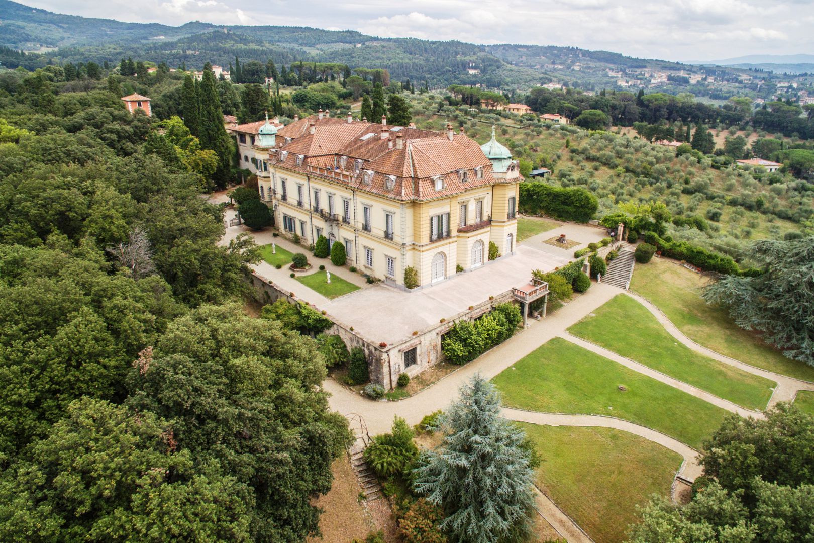VILLA CASA DI LUSSO IN VENDITA A FIESOLE,  APPARTAMENTO CASALE IN VENDITA FIESOLE